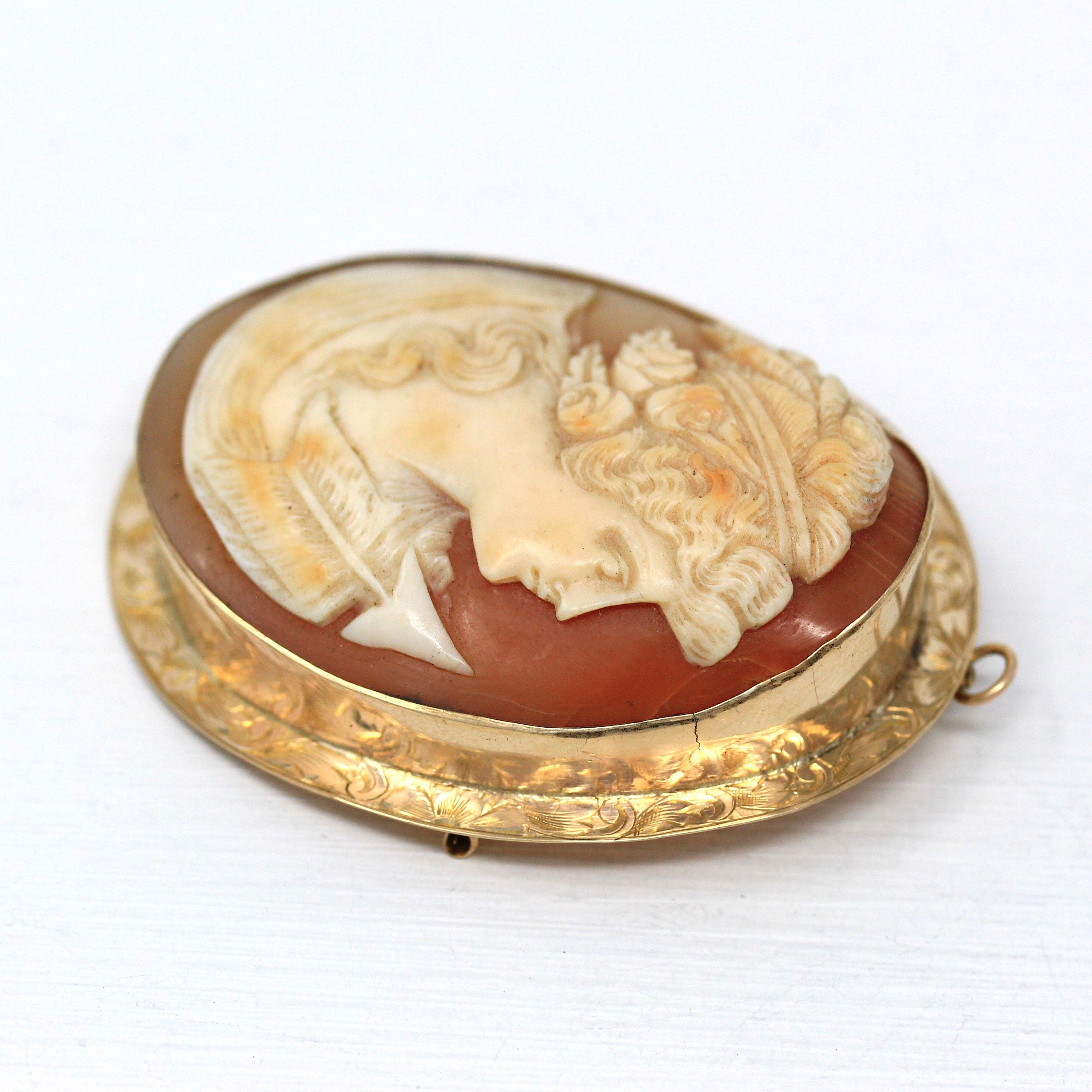 Antique Cameo Brooch - Edwardian 10k Yellow Gold Carved Shell Pendant Necklace - Circa 1910s Era Statement Fashion Accessory Fine Jewelry