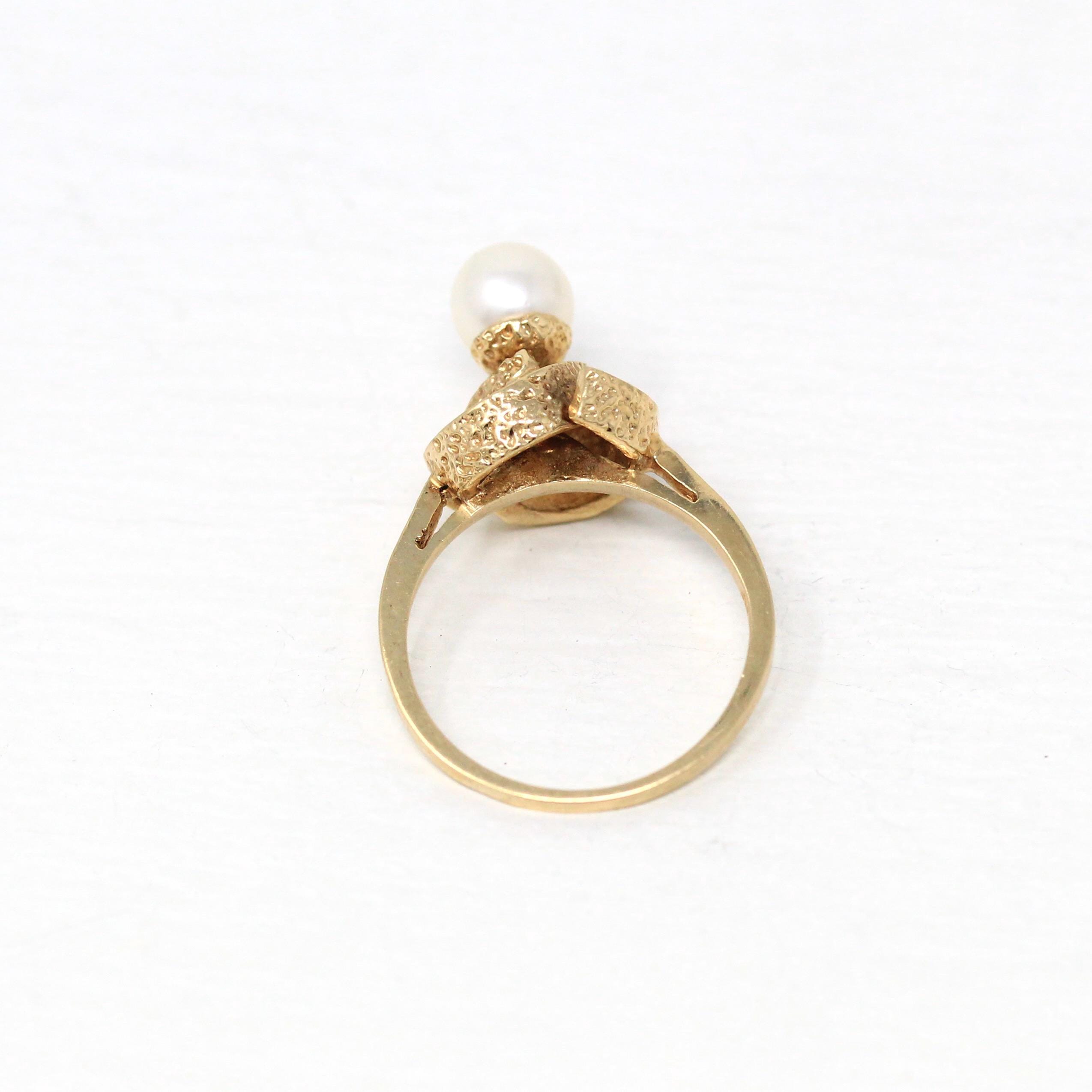 Cultured Pearl Ring - Retro 10k Yellow Gold 6.5 mm Round White Gem - Vintage Circa 1970s Era Size 7 New Old Stock Statement Fine 70s Jewelry