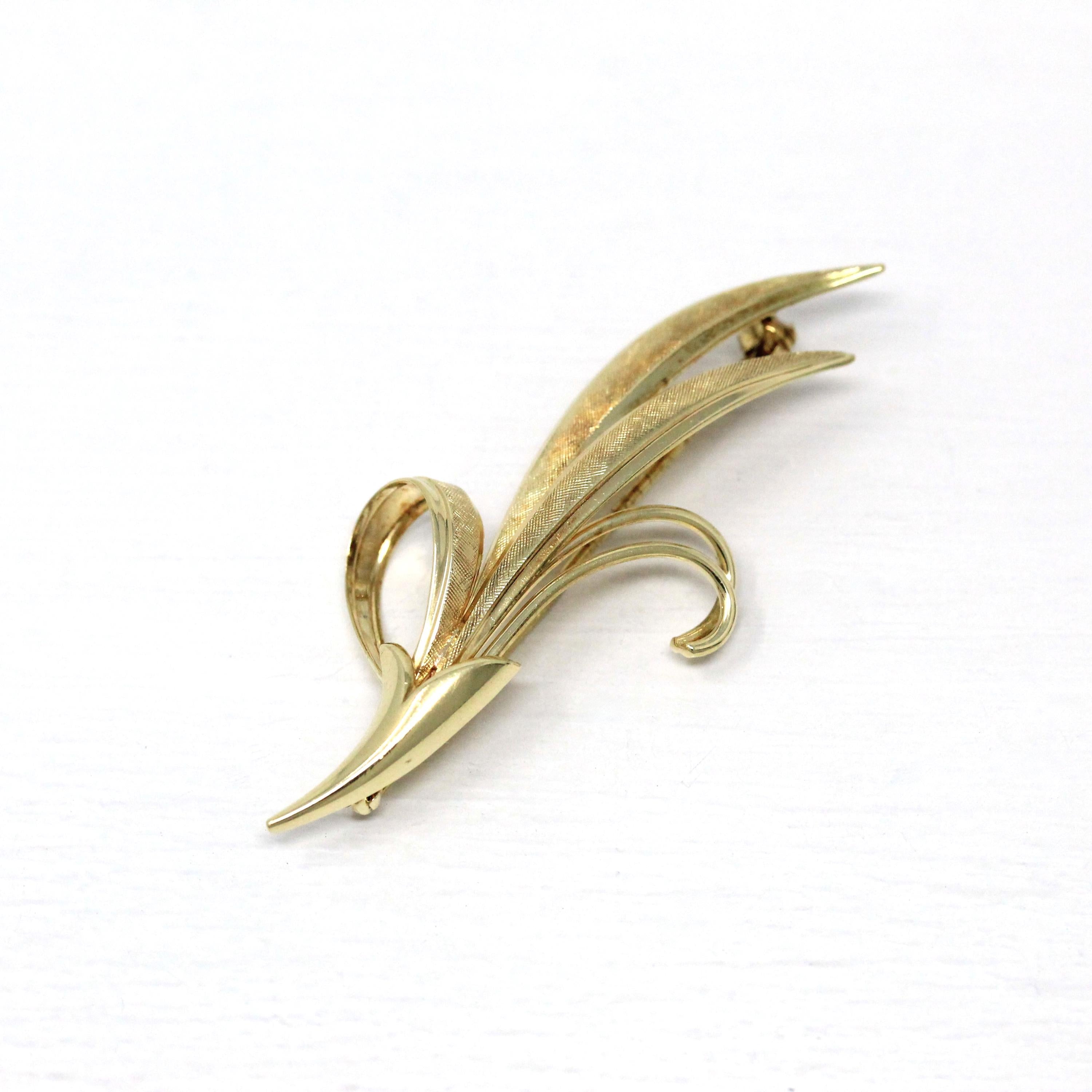 Tiffany & Co. Brooch - Estate 14k Yellow Gold Bouquet of Leaves Pin - Circa 1980s Era Tiffany's Made In Germany Statement Accessory Jewelry