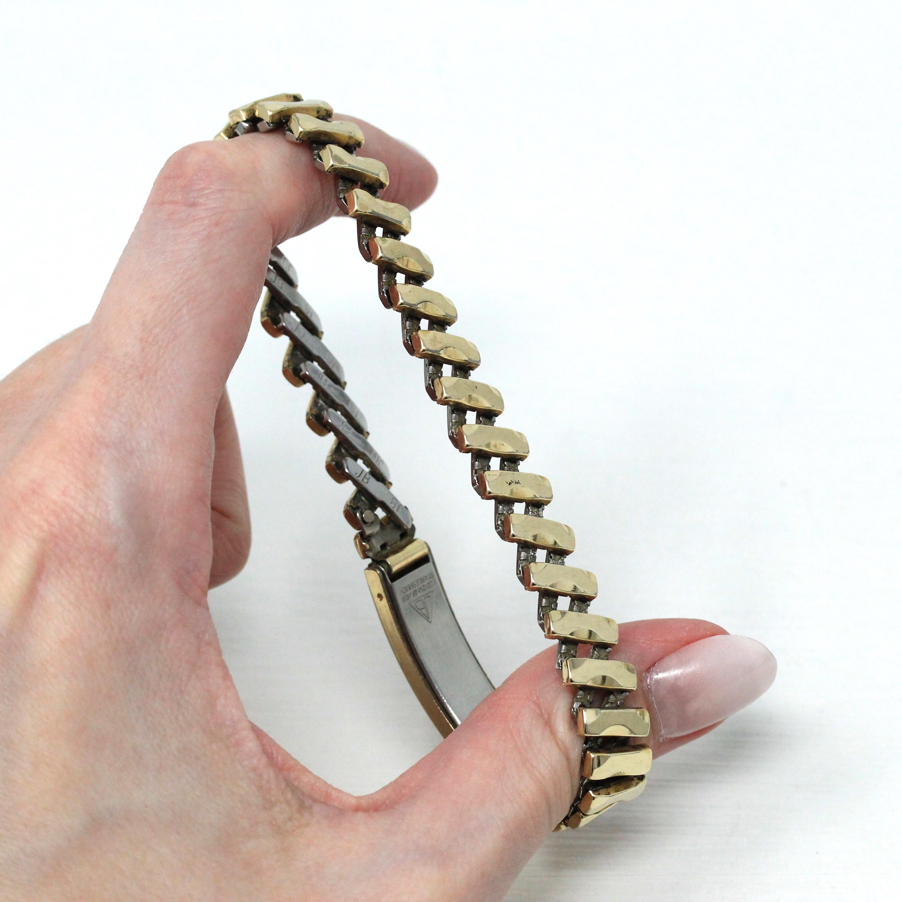 Vintage Expansion Bracelet - Retro 12k Gold Filled Expanding Stretch Link Initials "DAW" - Circa 1940s Statement Fashion Accessory Jewelry