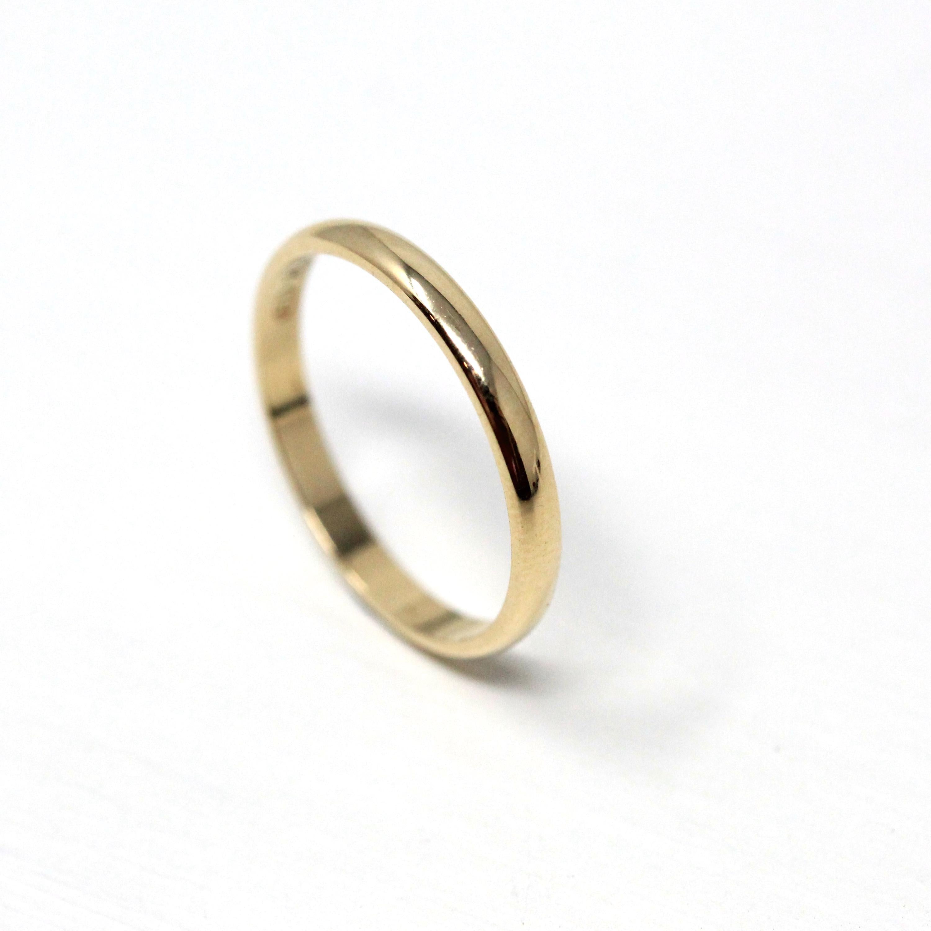 Modern Wedding Band - Estate 10k Yellow Gold Simple Unadorned Ring - Circa 2000s Era Size 5 Stacking Statement Tessler & Weiss Fine Jewelry