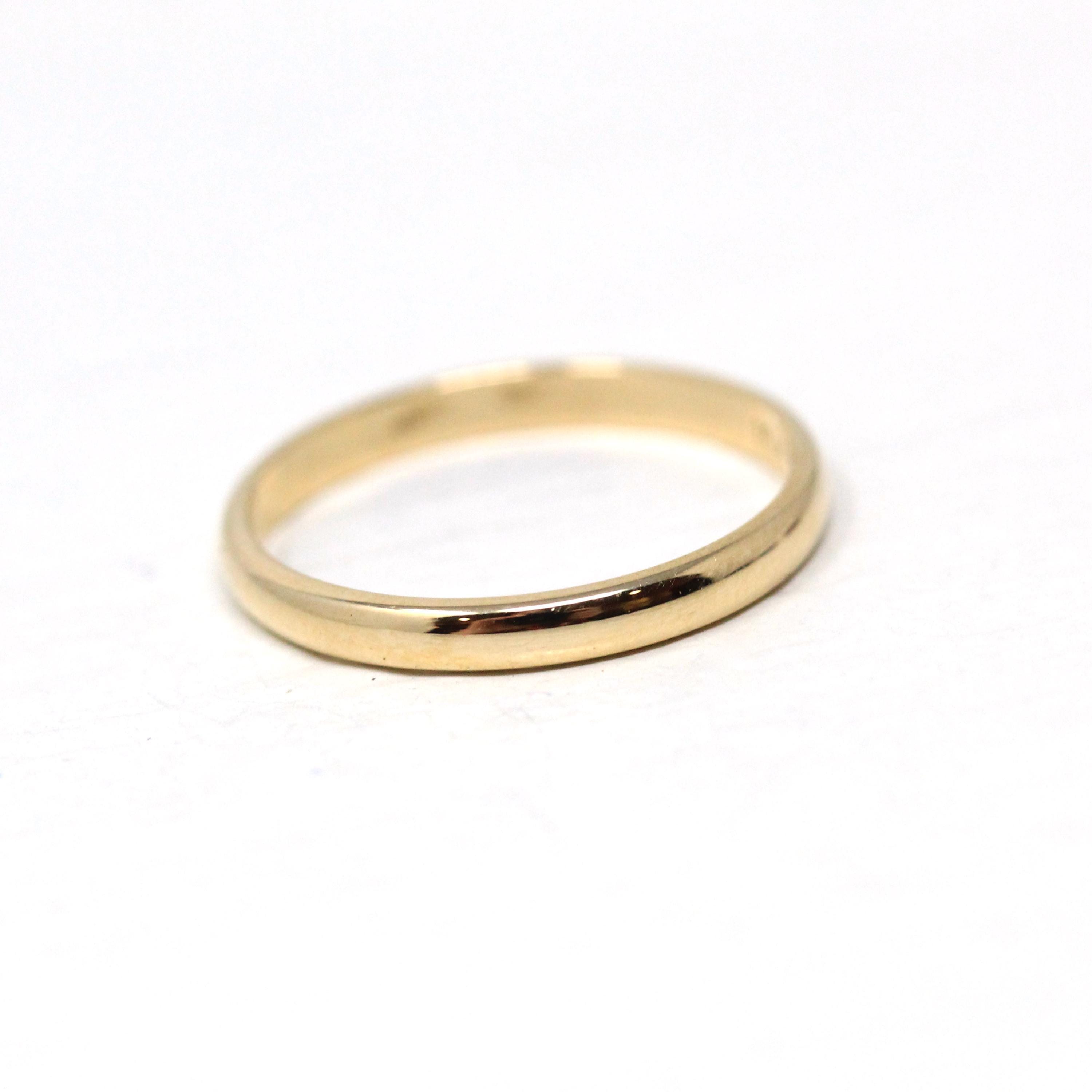 Modern Wedding Band - Estate 10k Yellow Gold Simple Unadorned Ring - Circa 2000s Era Size 5 Stacking Statement Tessler & Weiss Fine Jewelry