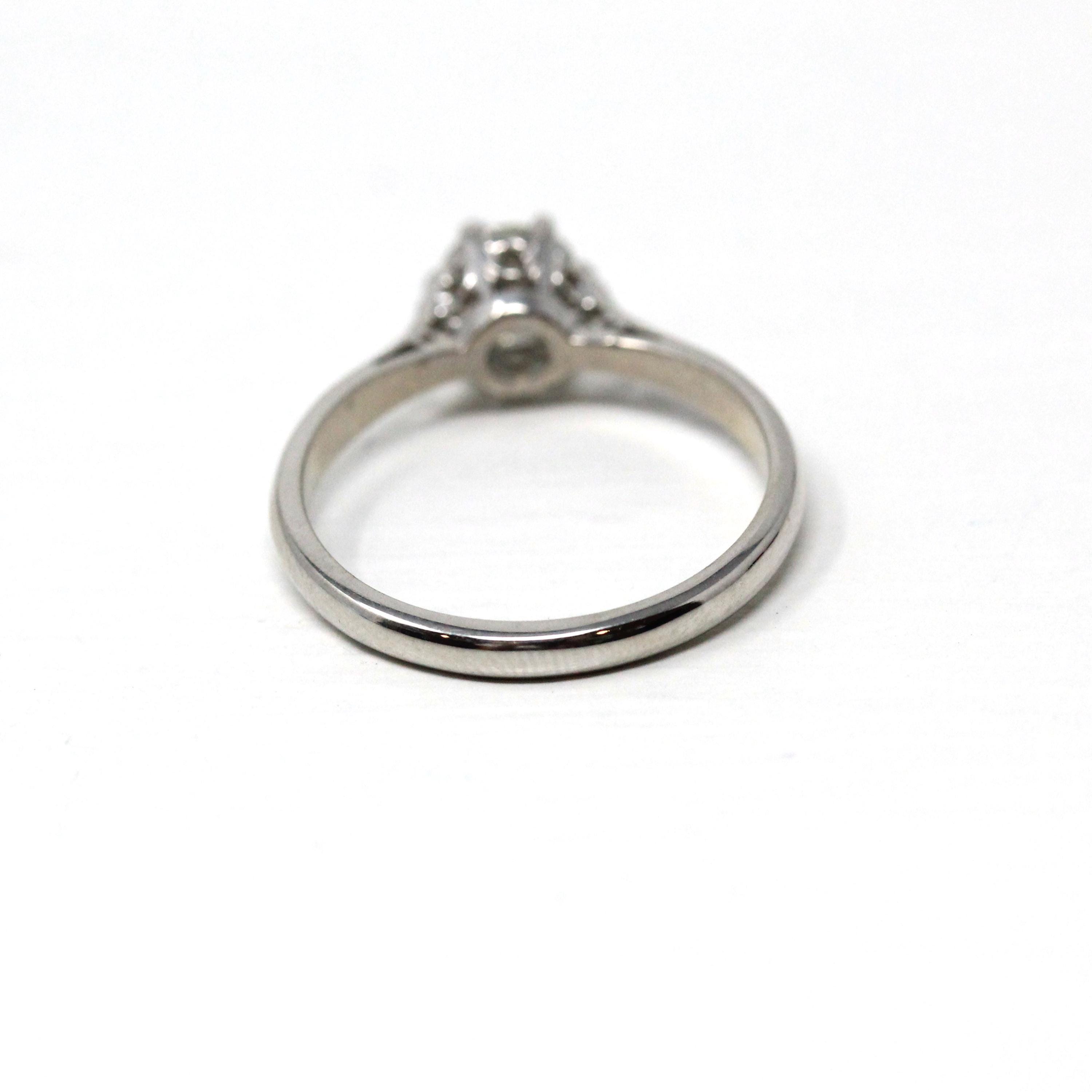 Jubilee Cut Diamond Ring - Modern 18k White Gold Genuine Gem Solitaire - Estate 2000s Era Size 7 Bridal Engagement Fine Jewelry with Report