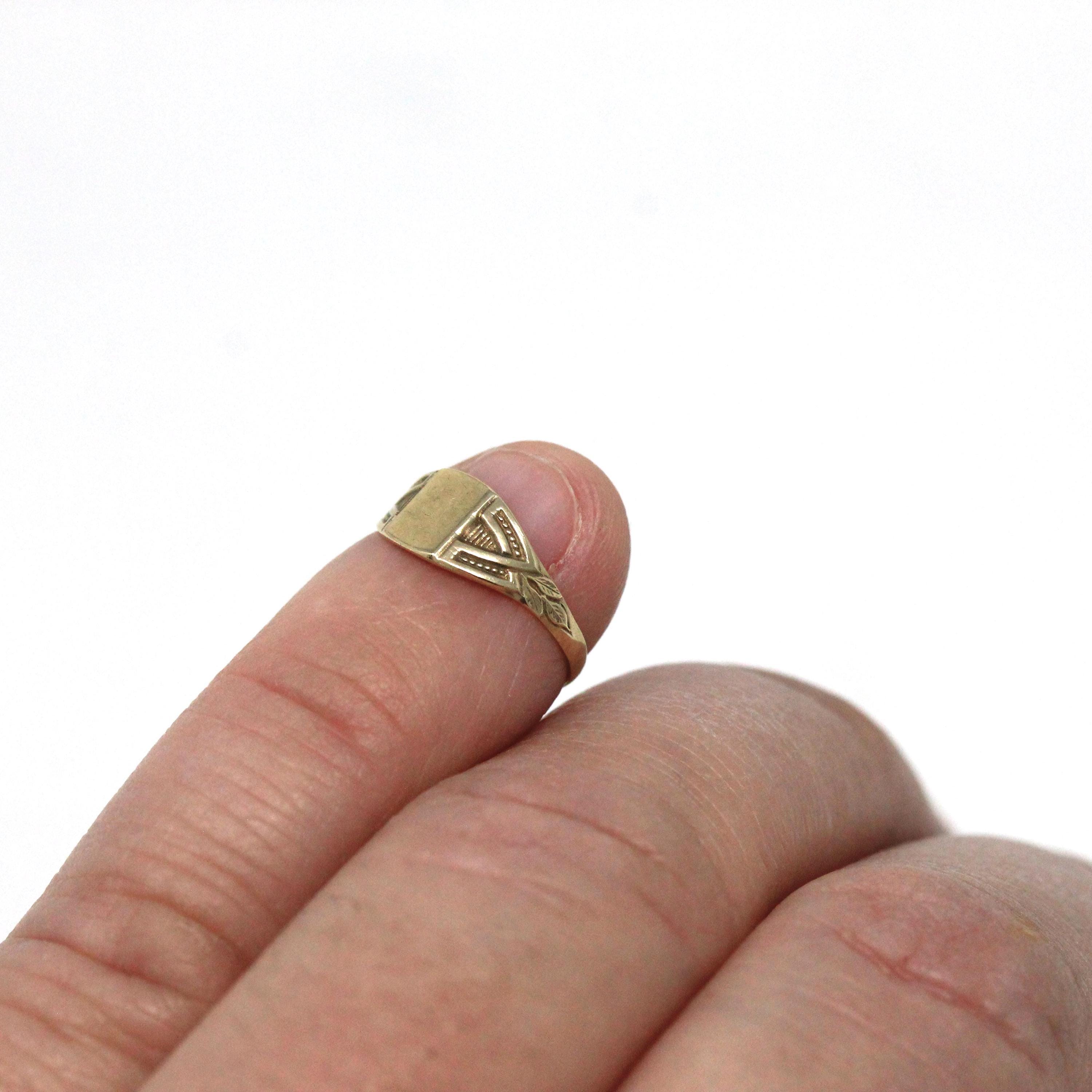 Blank Signet Ring - Edwardian 10k Yellow Gold Engrave Letters Initials Baby - Antique Circa 1910s Era Size 1 Personalize Fine OB Jewelry