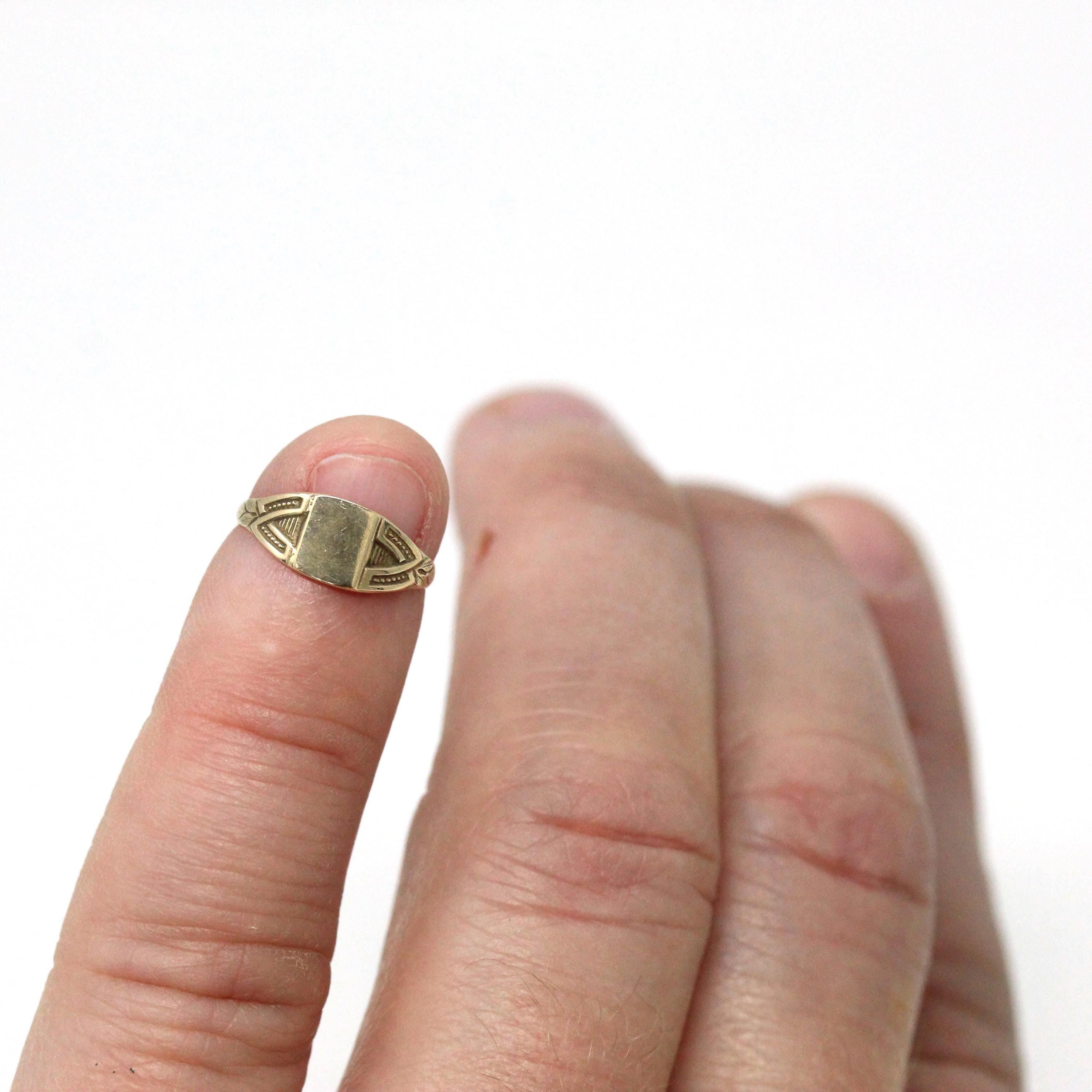 Blank Signet Ring - Edwardian 10k Yellow Gold Engrave Letters Initials Baby - Antique Circa 1910s Era Size 1 Personalize Fine OB Jewelry