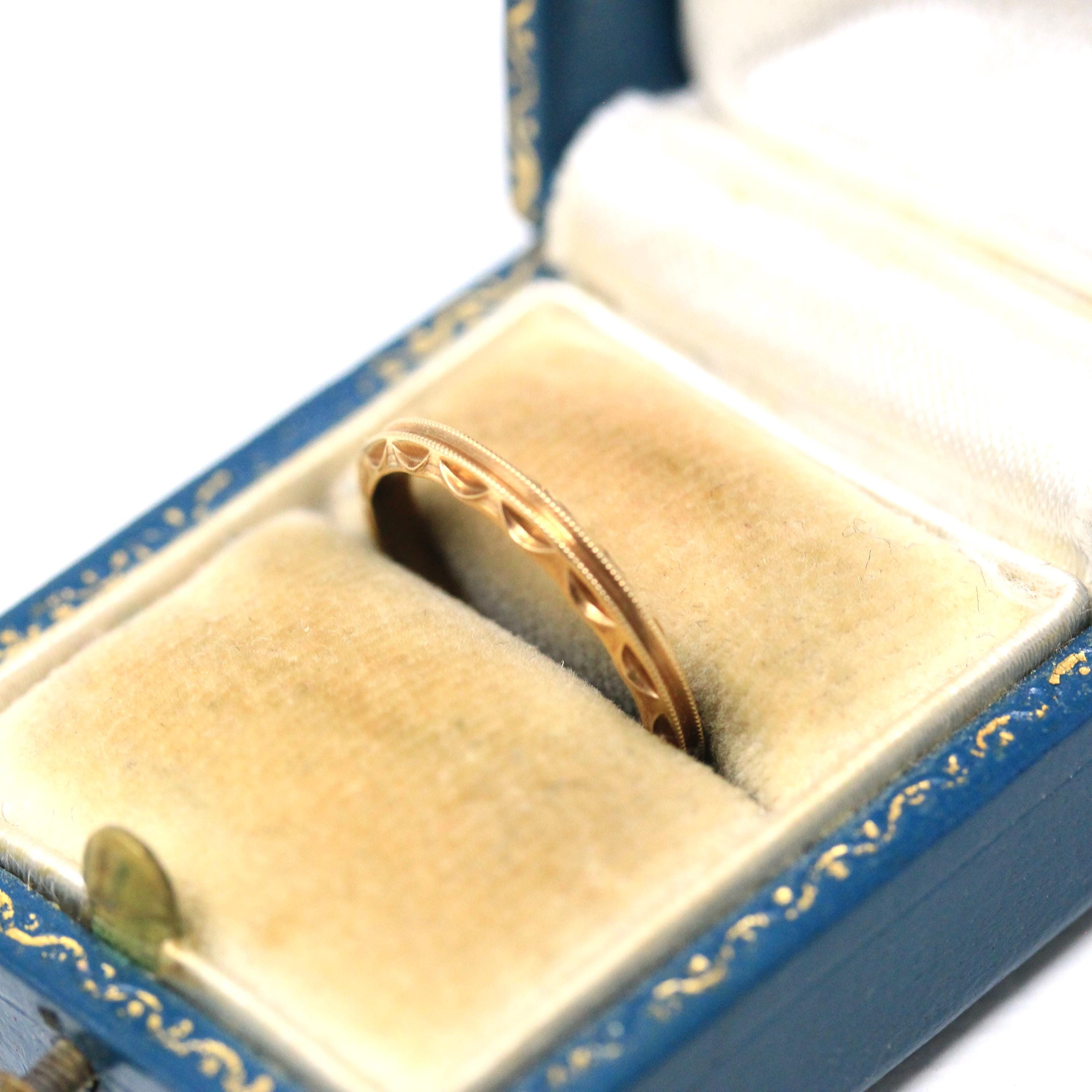 Retro Eternity Band - Circa 40s 14k Yellow Gold Textured Statement Band - Vintage Size 4 3/4 New Old Stock Scalloped Milgrain Fine Jewelry