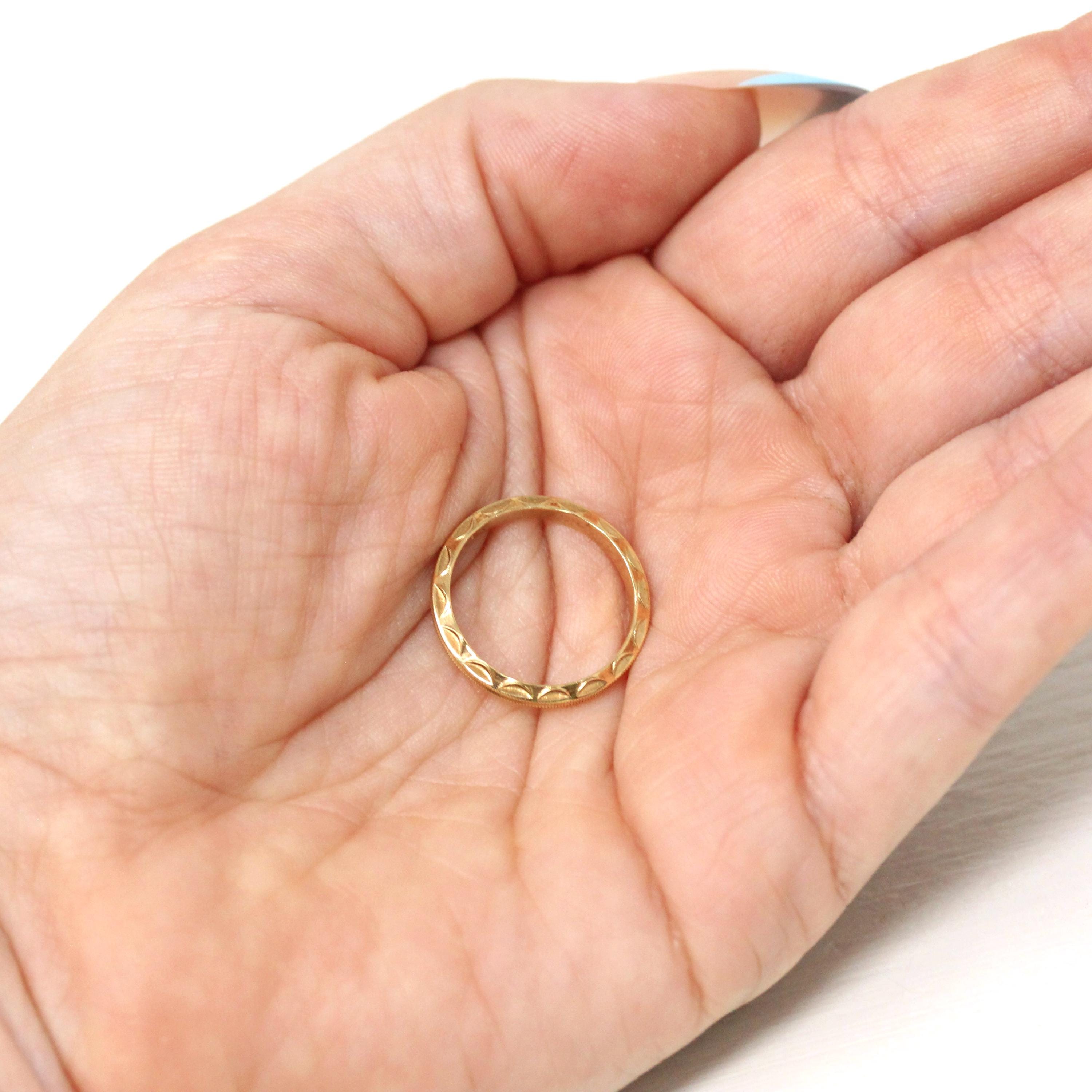 Retro Eternity Band - Circa 40s 14k Yellow Gold Textured Statement Band - Vintage Size 4 3/4 New Old Stock Scalloped Milgrain Fine Jewelry