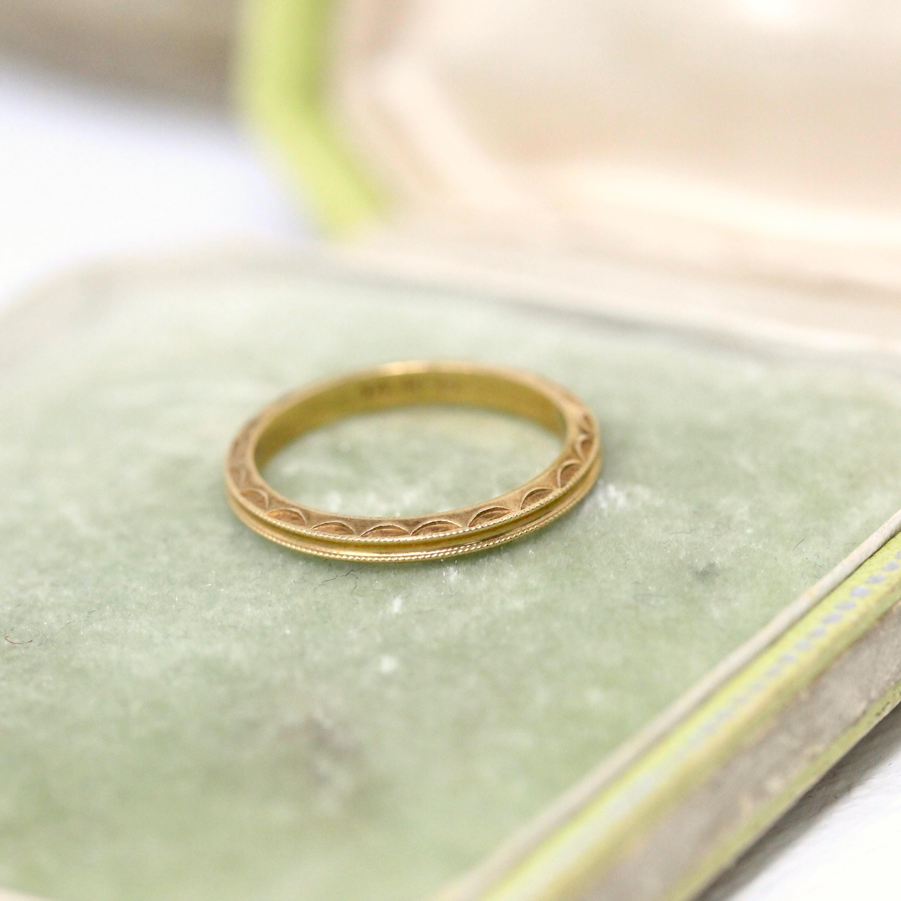 Retro Eternity Band - Circa 40s 14k Yellow Gold Textured Statement Band - Vintage Size 4 1/4 New Old Stock Scalloped Milgrain Fine Jewelry