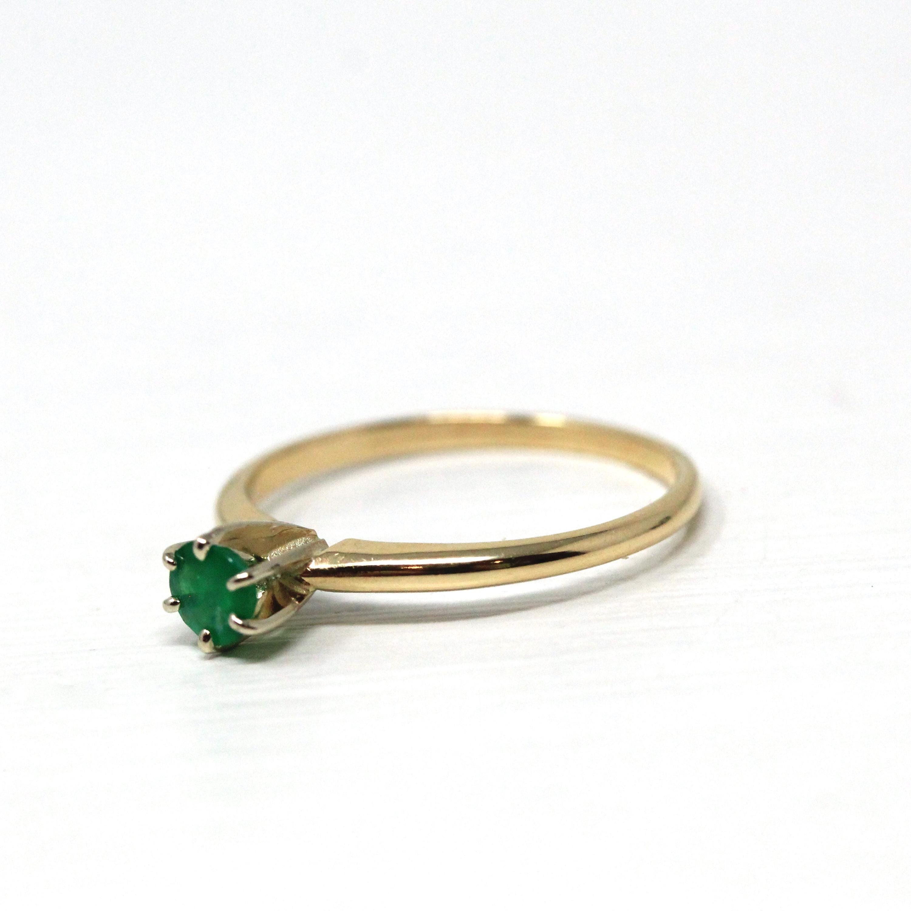Genuine Emerald Ring - Estate 14k Yellow Gold Round Faceted Green Gemstone - Modern Circa 2000's Era Size 6 1/2 May Birthstone Fine Jewelry