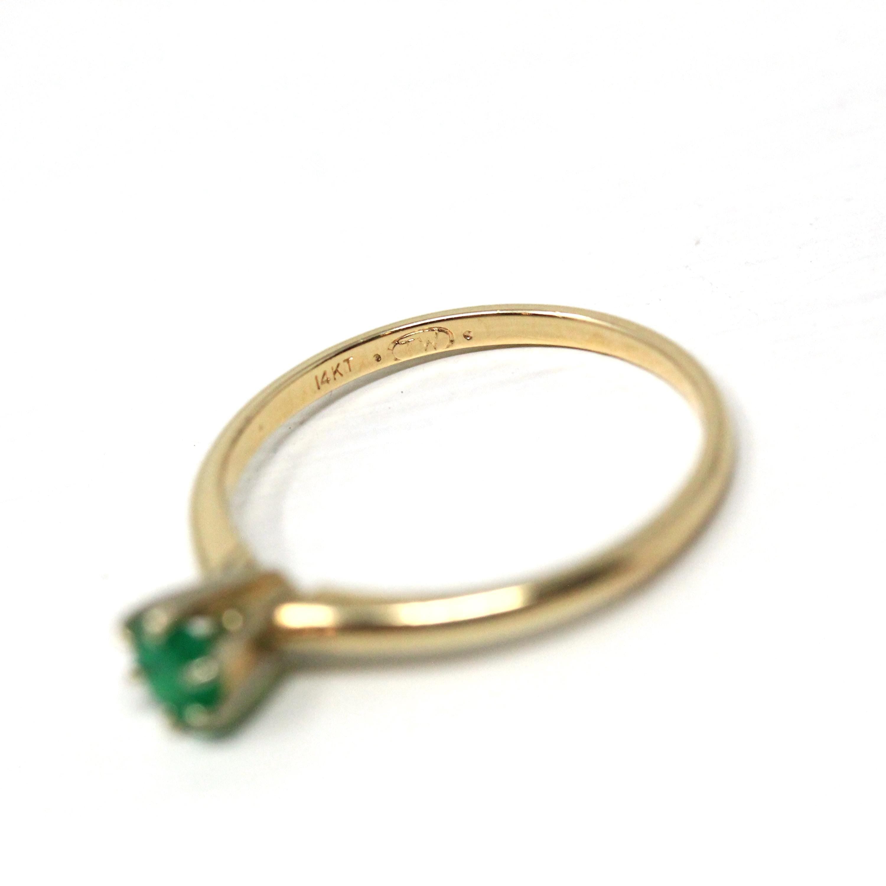Genuine Emerald Ring - Estate 14k Yellow Gold Round Faceted Green Gemstone - Modern Circa 2000's Era Size 6 1/2 May Birthstone Fine Jewelry