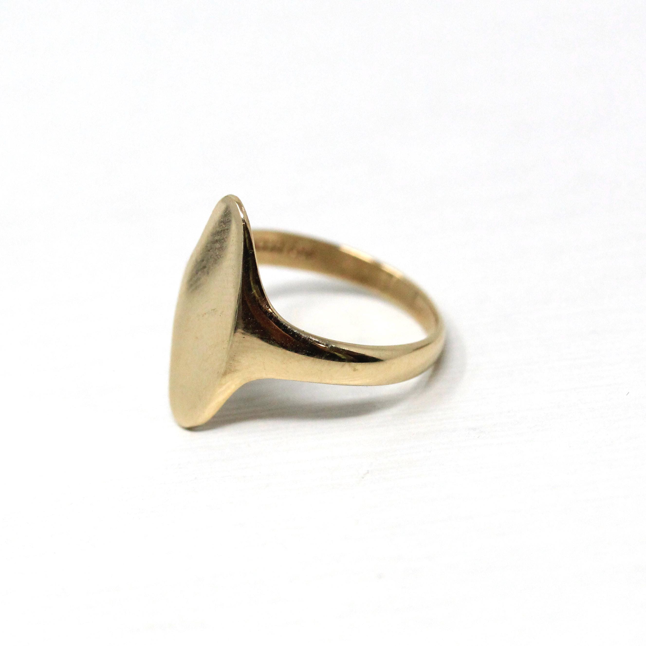 Blank Signet Ring - Estate 10k Yellow Gold Oval Ready To Personalize Engrave - Modern Circa 2000's Era Size 5 Initials Letter Fine Jewelry