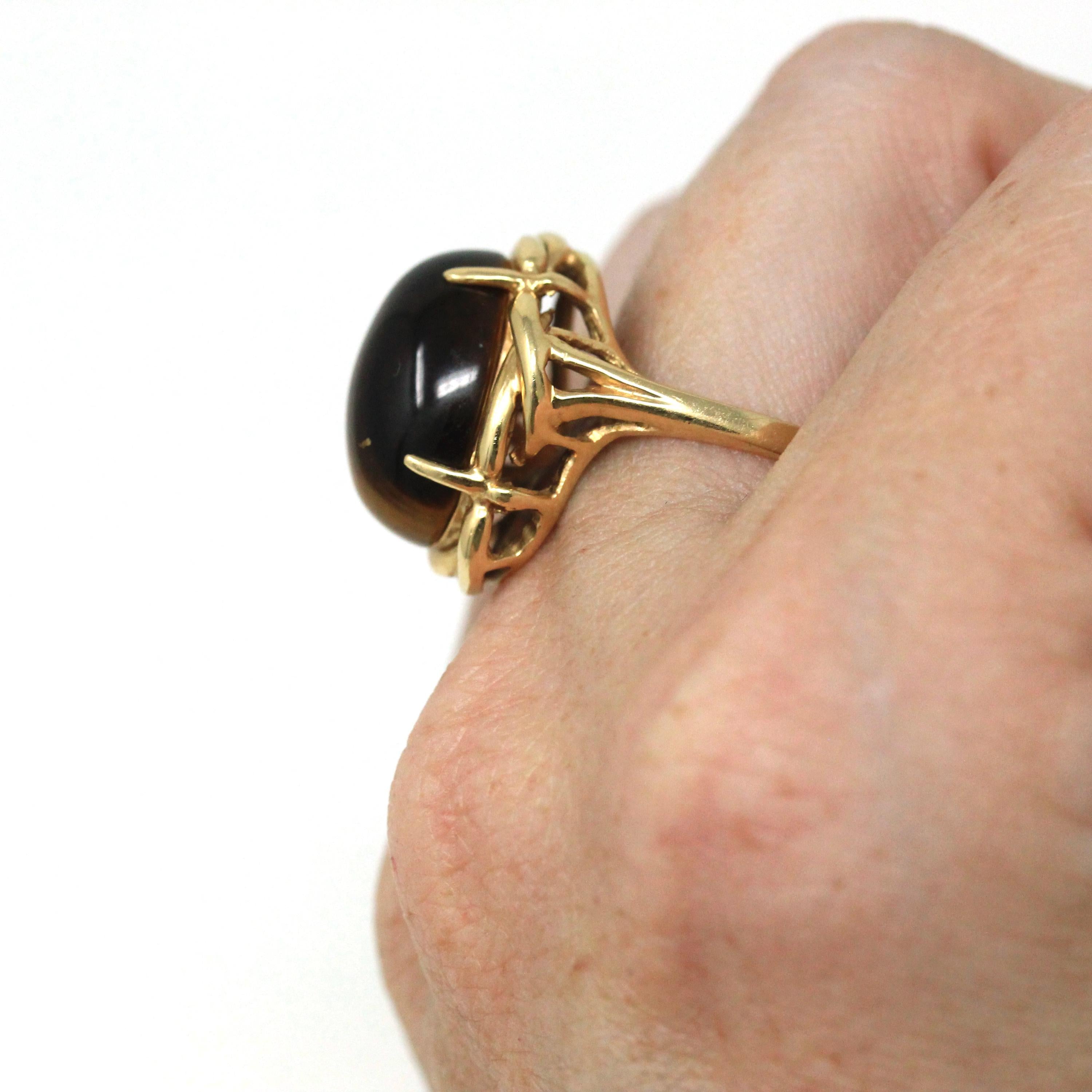 Tiger's Eye Ring - Modern 14k Yellow Gold Cabochon Cut Genuine Chatoyant Gemstone - Estate Circa 2000s Era Size 7 3/4 Statement Fine Jewelry