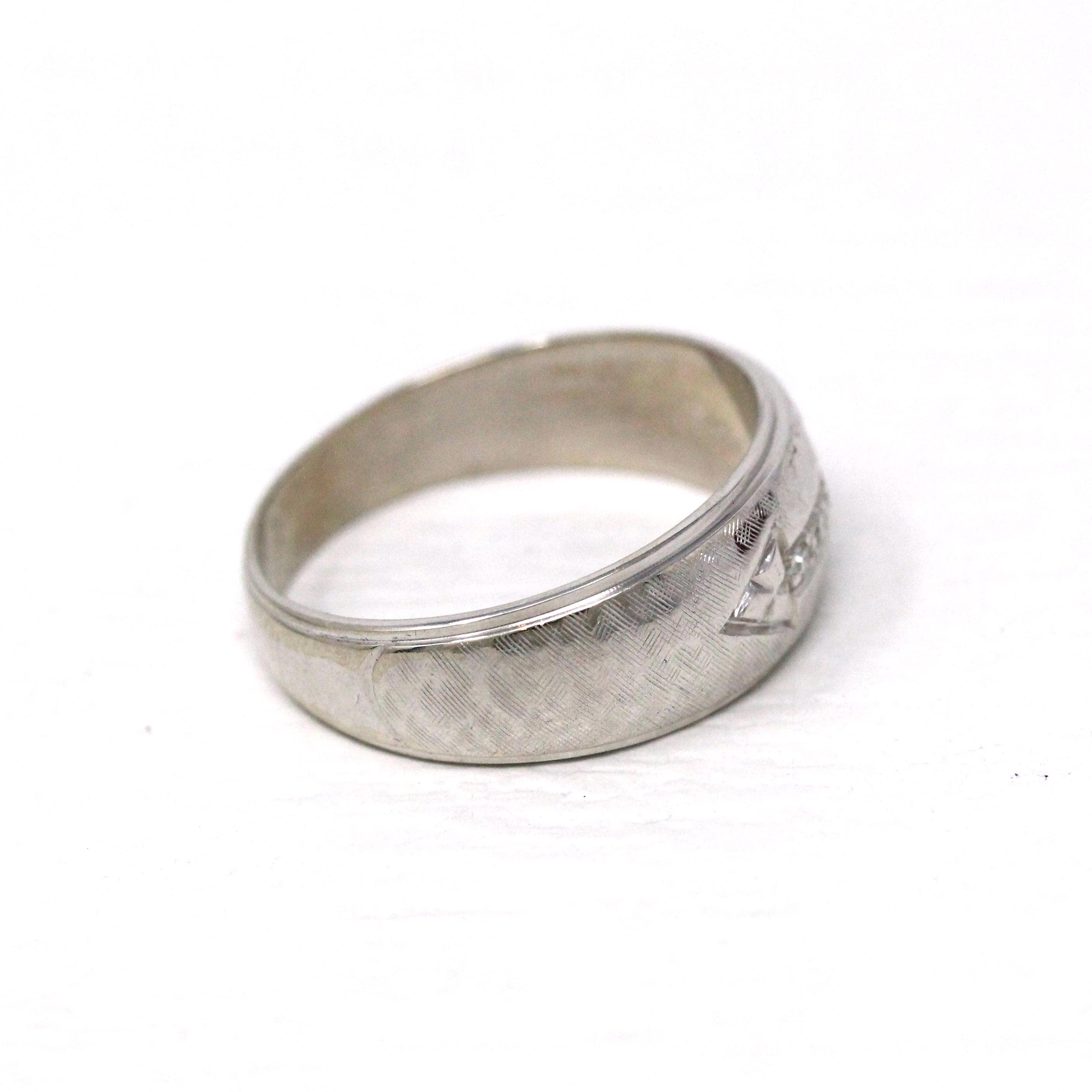 Vintage Wedding Band - Retro 14k White Gold Genuine .05 CTW Diamonds Ring - Circa 1960s Era Size 9 Infinity Arrow Fine Unisex Bridal Jewelry