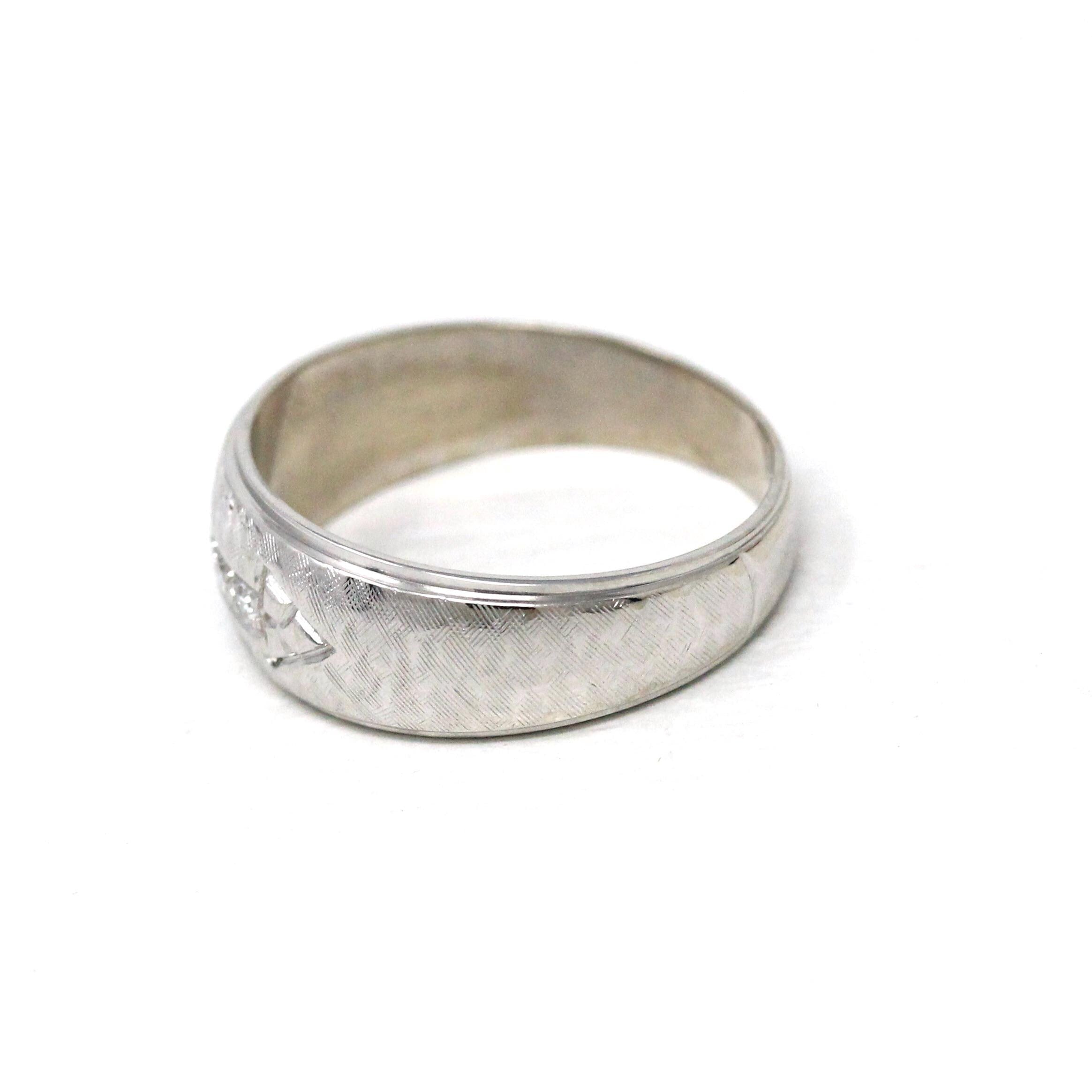 Vintage Wedding Band - Retro 14k White Gold Genuine .05 CTW Diamonds Ring - Circa 1960s Era Size 9 Infinity Arrow Fine Unisex Bridal Jewelry