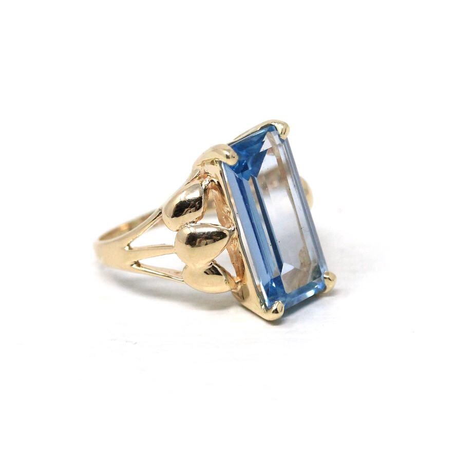 Retro Created Spinel Ring - Vintage 14k Yellow Gold Rectangular Emerald Cut Blue Gemstone - Circa 1960s Era Size 5 1/4 Leaf Fine 60s Jewelry