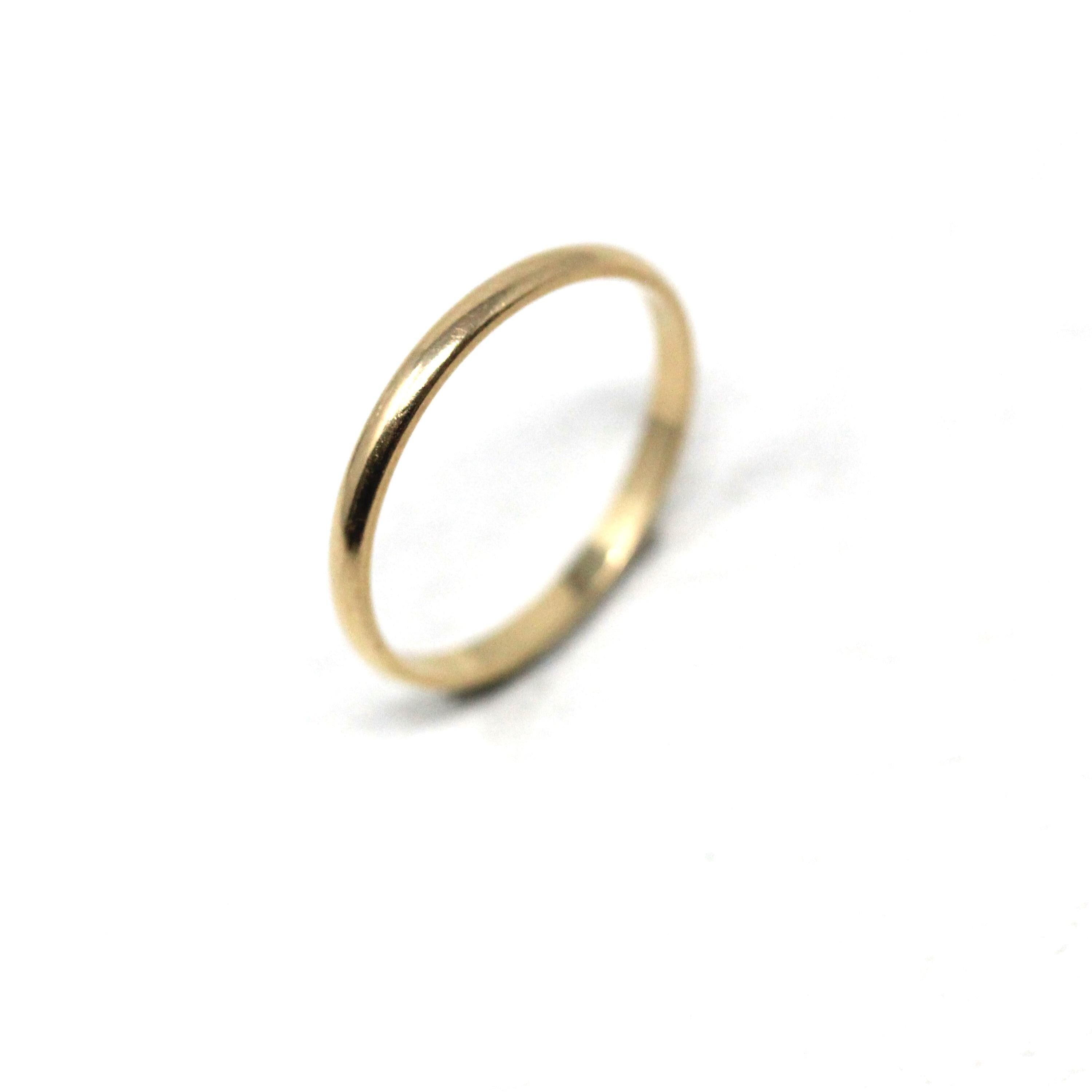 Estate Wedding Band - Minimalist Modern 1990s 14k Yellow Gold Unadorned Plain Polished Ring- Size 5.75 90s Simple Stacking Fine Jewelry