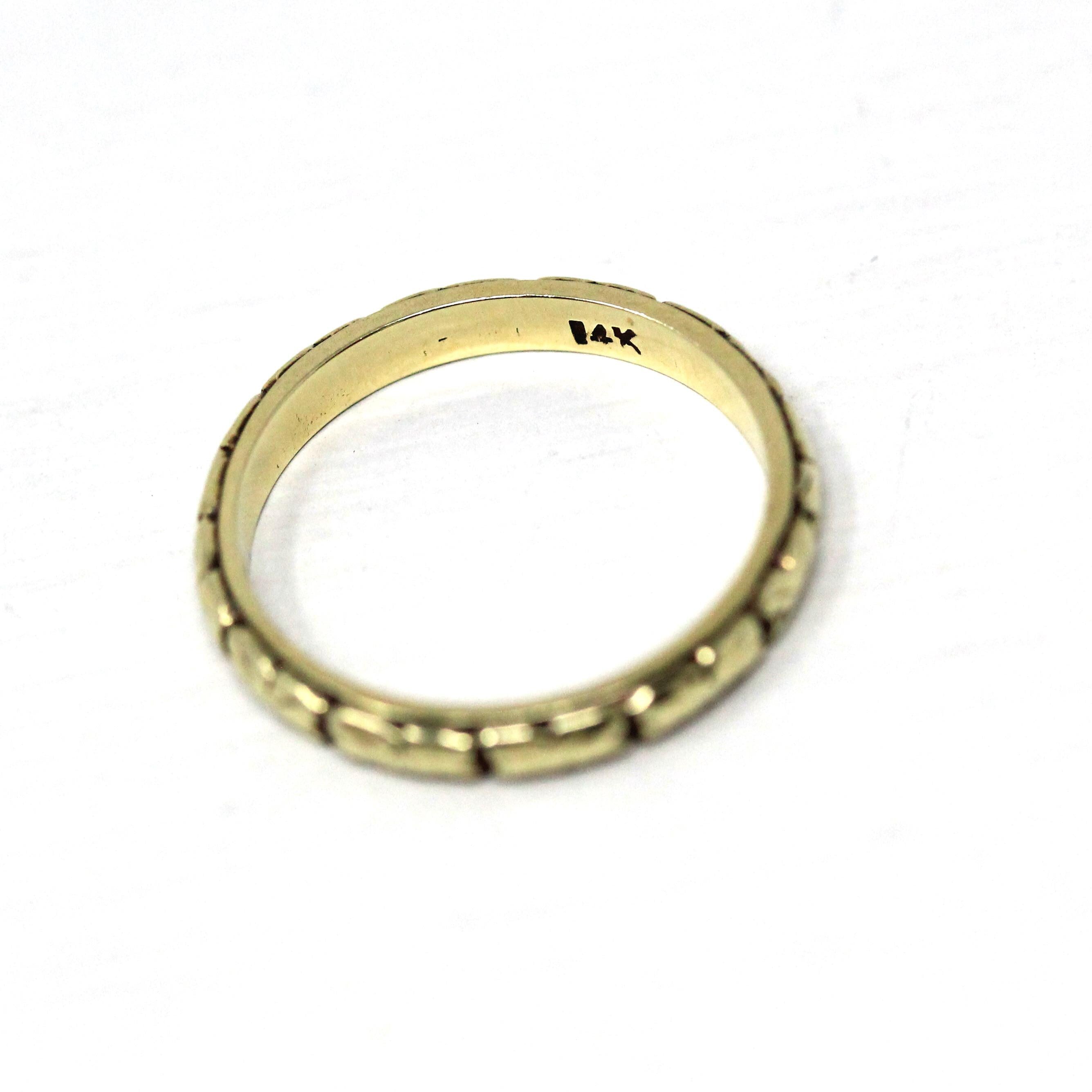 Art Deco Wedding Band - Vintage 14k Yellow Gold Orange Blossom Eternity Designs Ring - Circa 1930s Size 5 3/4 Stacking Bridal Fine Jewelry