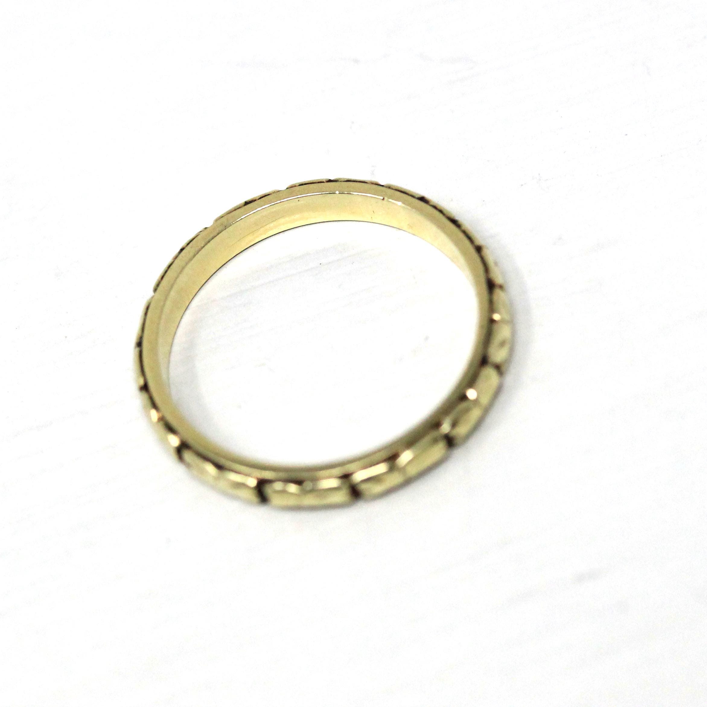 Art Deco Wedding Band - Vintage 14k Yellow Gold Orange Blossom Eternity Designs Ring - Circa 1930s Size 5 3/4 Stacking Bridal Fine Jewelry