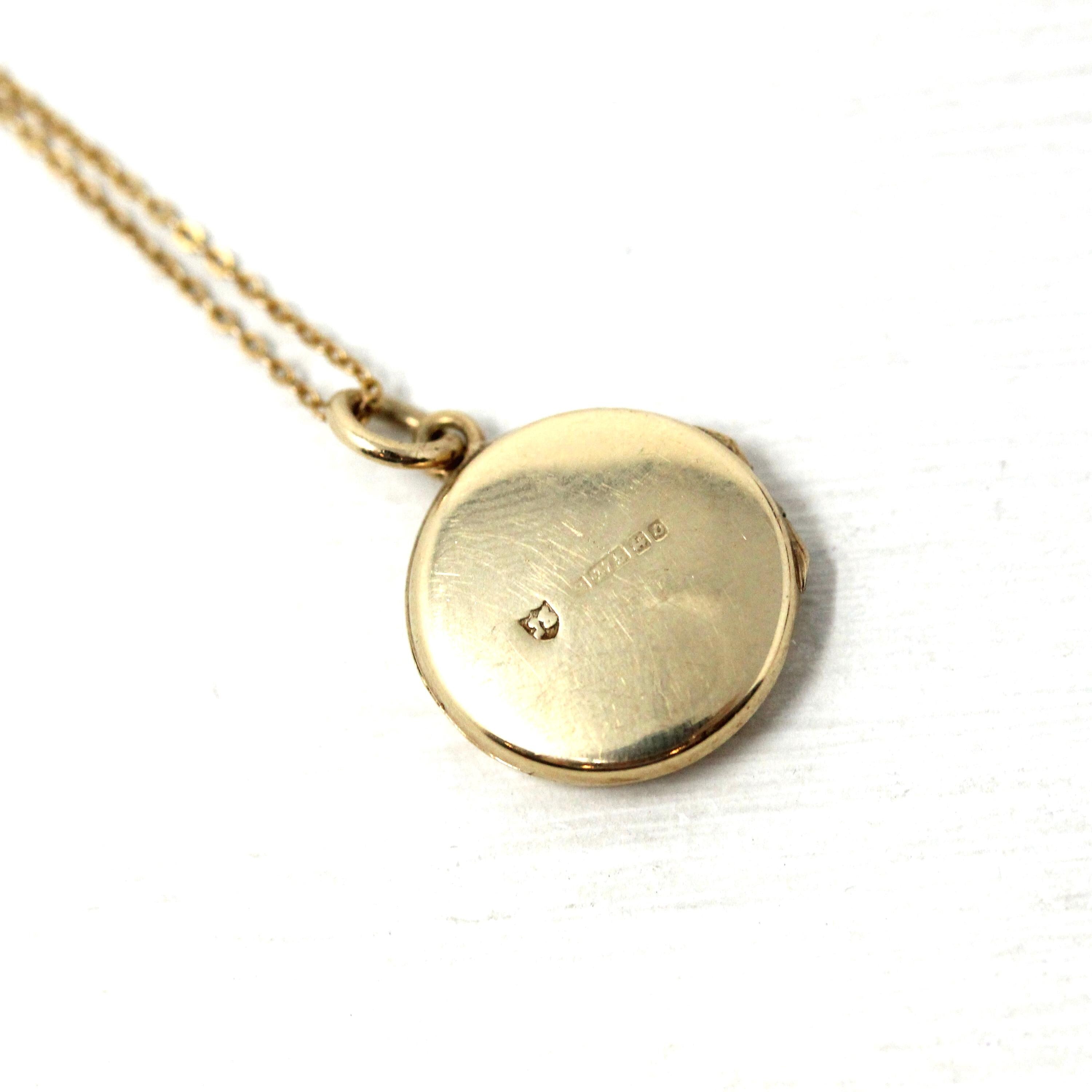 Vintage Photo Locket - Retro 9k Yellow Gold Round Keepsake Pendant Necklace - Circa 1963 1964 Era Floral Photograph Fine Birmingham Jewelry