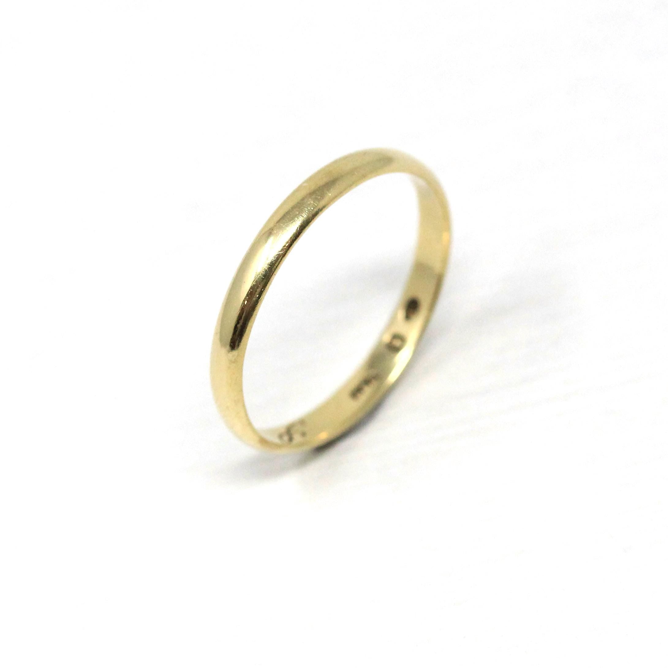 Vintage Wedding Band - Retro 14k Yellow Gold Plain Unadorned Polished "8/5/48" Ring - Circa 1940s Era Size 6 Stacking Dainty Fine Jewelry