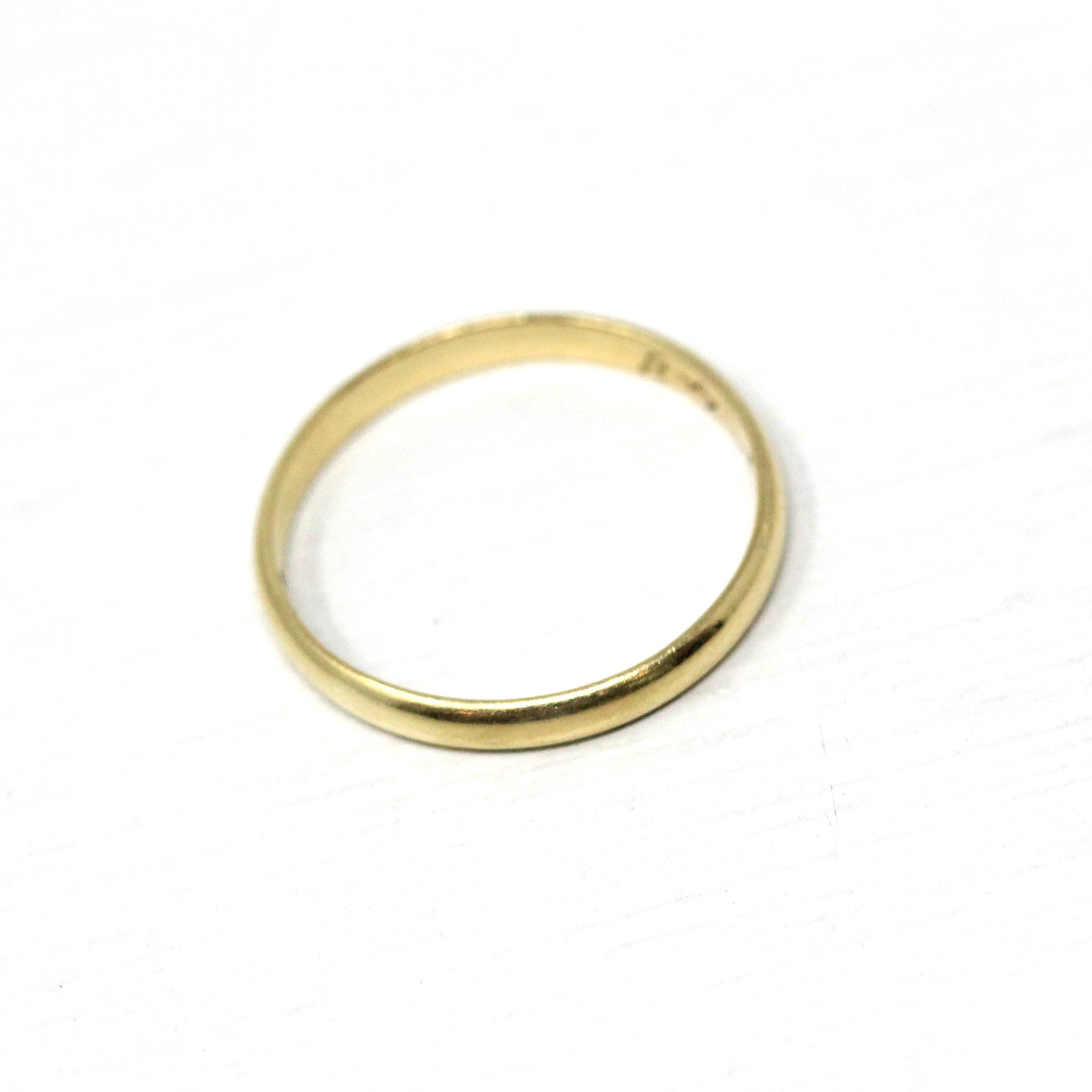 Vintage Wedding Band - Retro 14k Yellow Gold Plain Unadorned Polished "8/5/48" Ring - Circa 1940s Era Size 6 Stacking Dainty Fine Jewelry