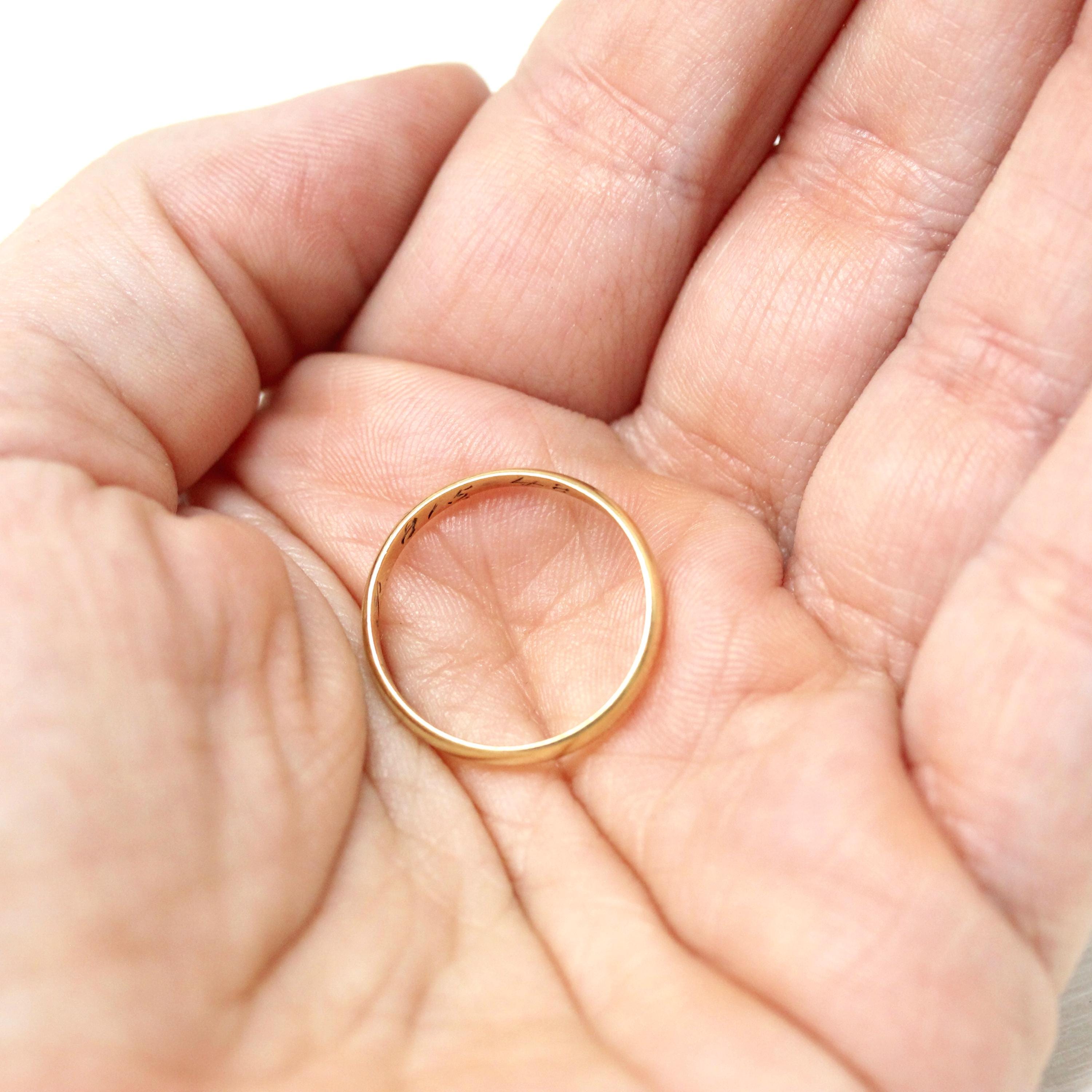 Vintage Wedding Band - Retro 14k Yellow Gold Plain Unadorned Polished "8/5/48" Ring - Circa 1940s Era Size 6 Stacking Dainty Fine Jewelry