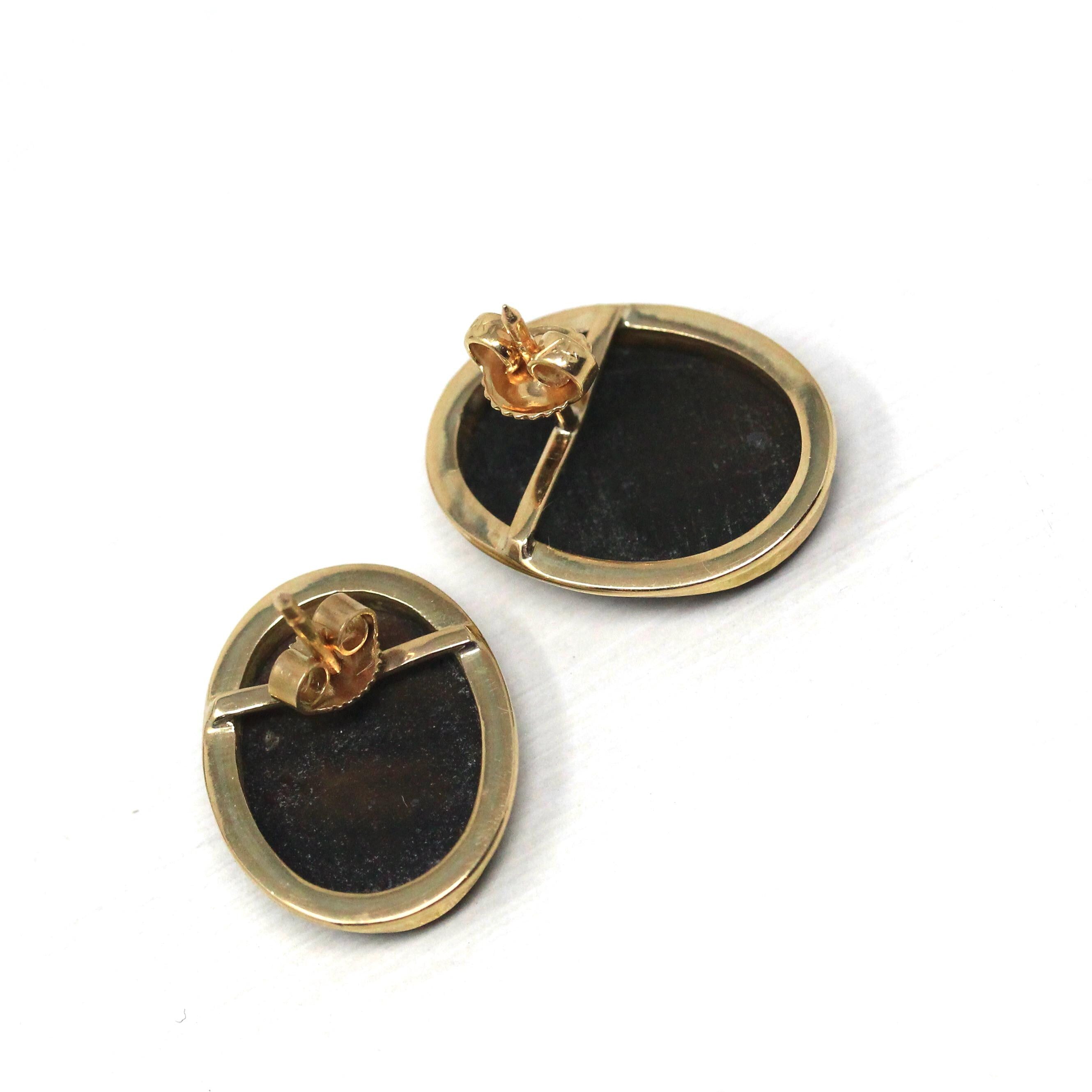 Vintage Cameo Earrings - Retro Era 14k Yellow Gold Carved Gray Mother Of Pearl - Circa 1980s Italian Bezel Set Ladies Portrait Post Earrings