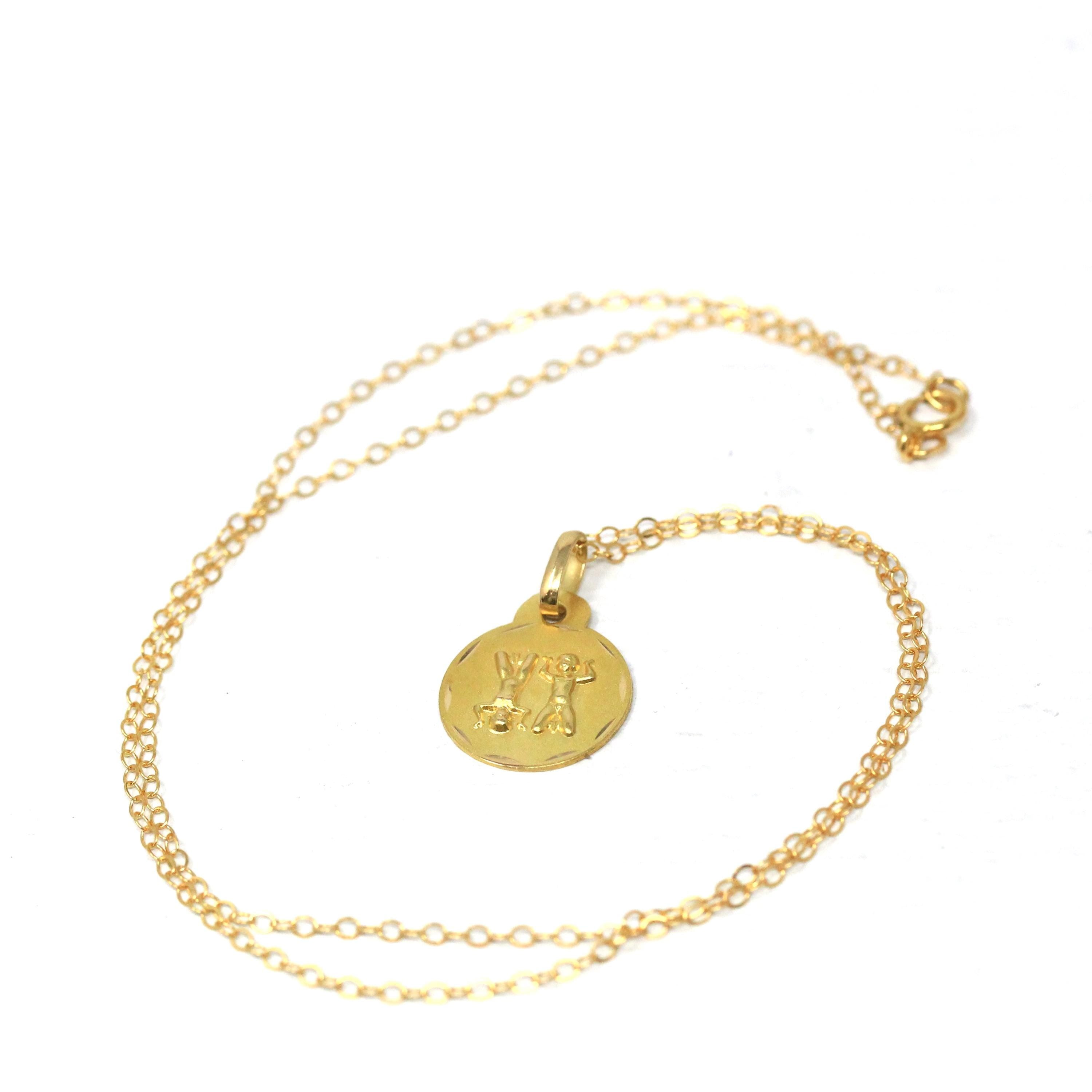 Estate Gemini Charm - Modern 18k Yellow Gold The Twins Air Element Pendant Necklace - Circa 1990s Era Zodiac Italian Italy Fine 90s Jewelry