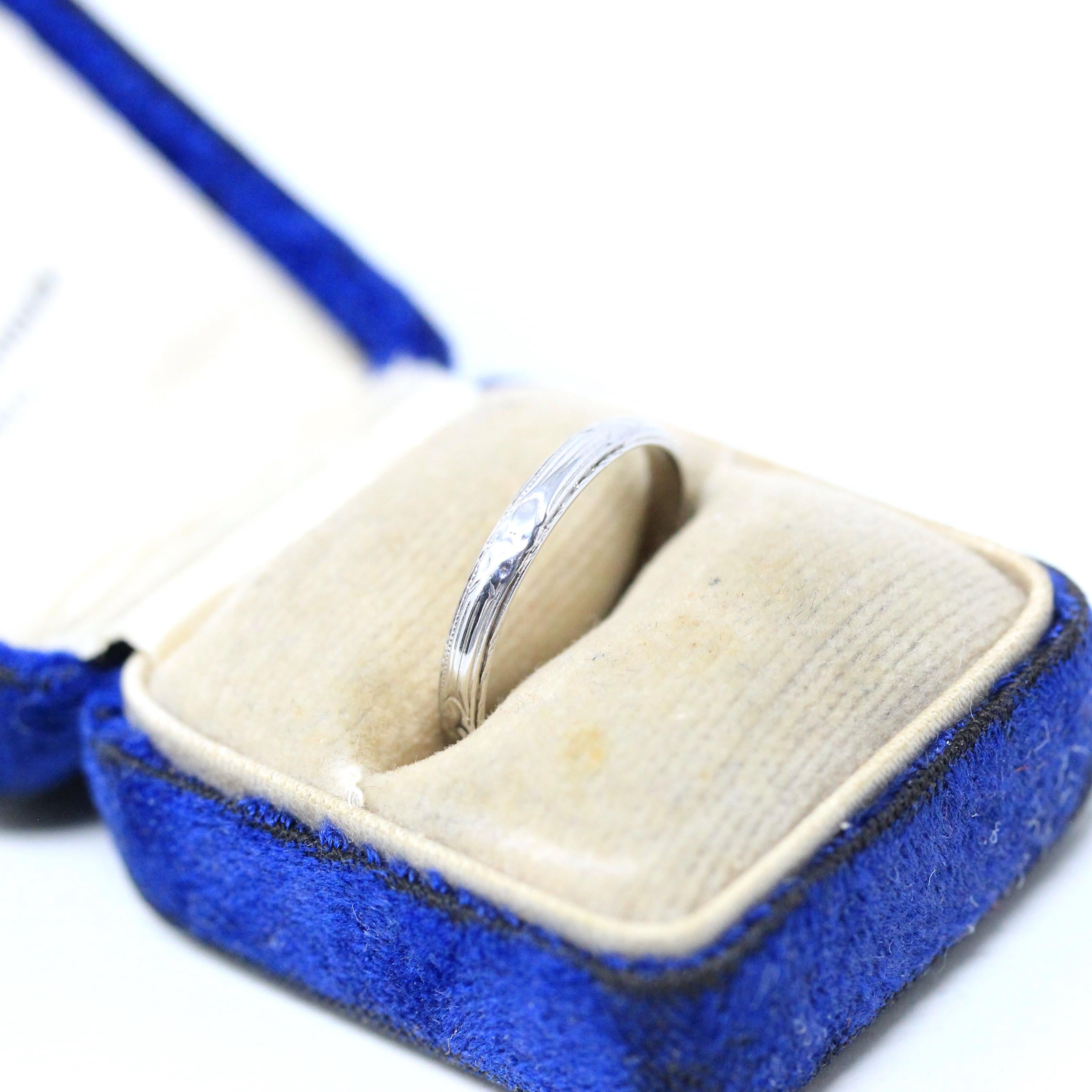 Art Deco Wedding Band - Vintage 18k White Gold Orange Blossom Eternity Ring - Circa 1930s Era Size 5 Bridal Stacking Fine 30s Floral Jewelry