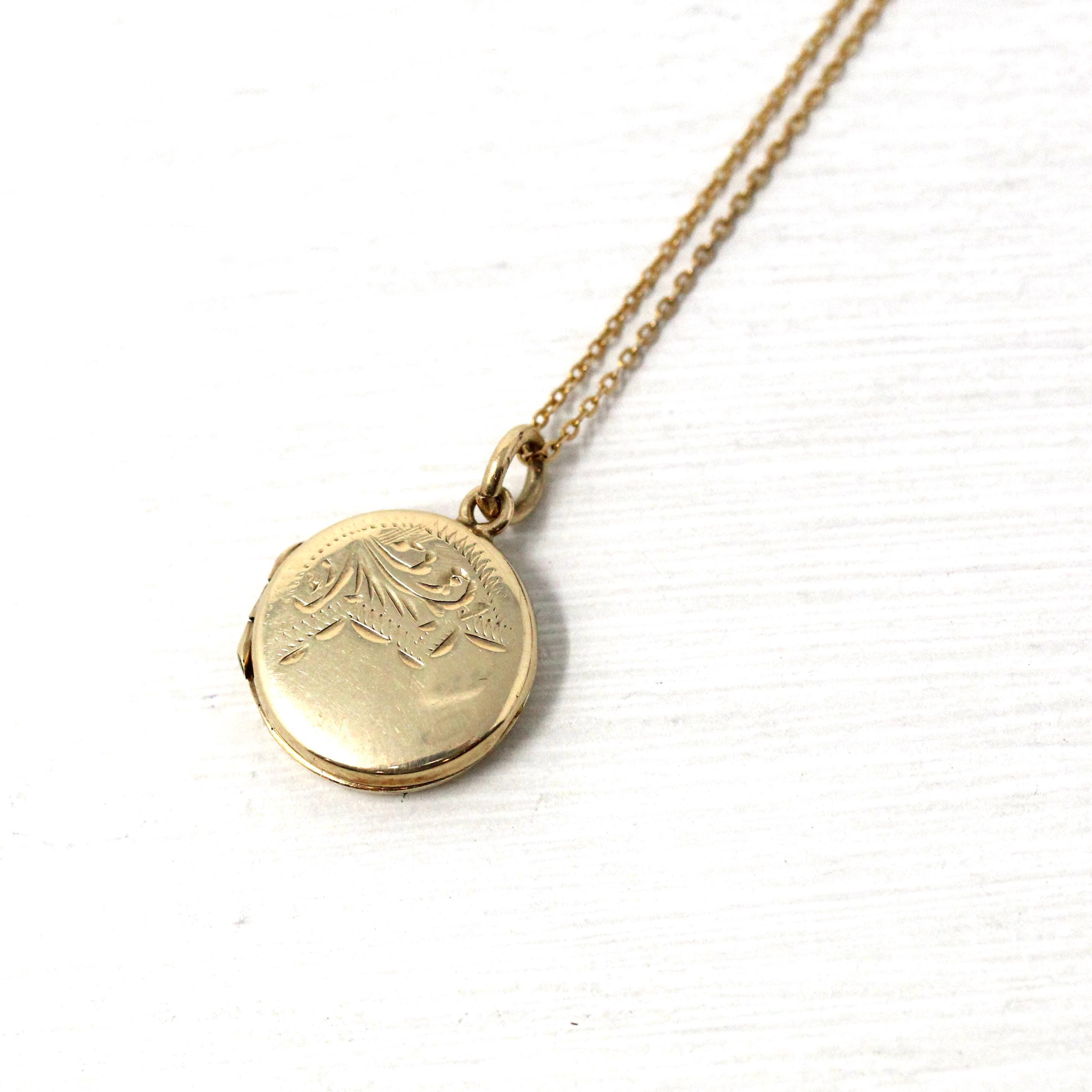 Vintage Photo Locket - Retro 9k Yellow Gold Round Keepsake Pendant Necklace - Circa 1963 1964 Era Floral Photograph Fine Birmingham Jewelry