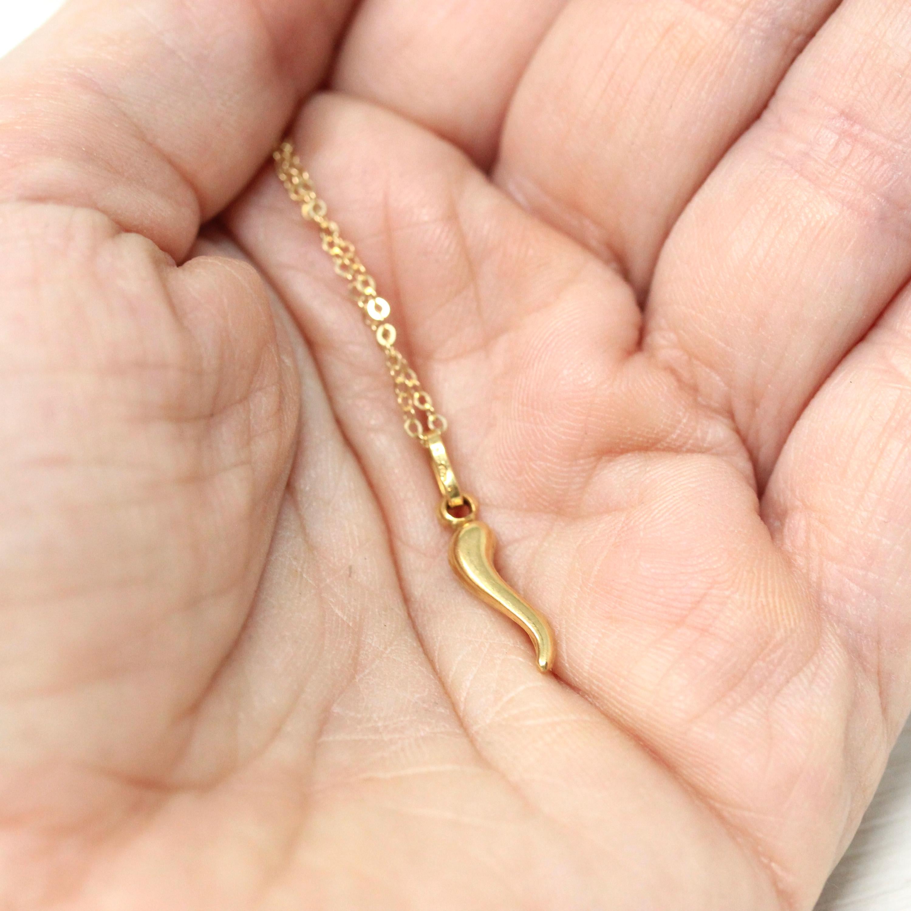 Italian Horn Charm - Retro 18k Yellow Gold Italy Cornicello Good Luck Pendant Necklace - Vintage Circa 1970s Ward Off Evil Amulet Jewelry