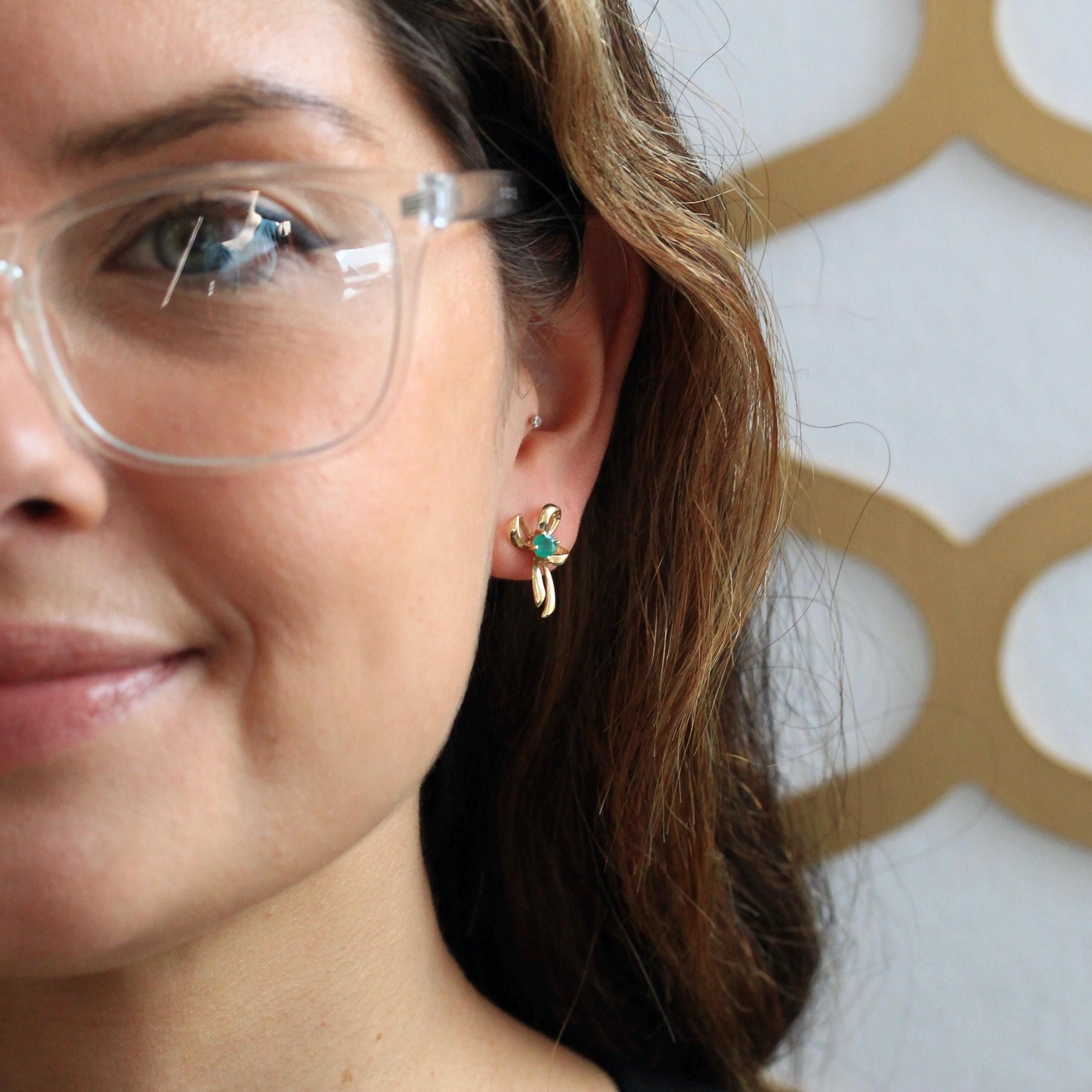 Emerald Bow Earrings - Vintage 14k Yellow Gold Round Faceted .43 CTW Natural Green Gemstone Studs - Estate 90's May Birthstone Fine Jewelry