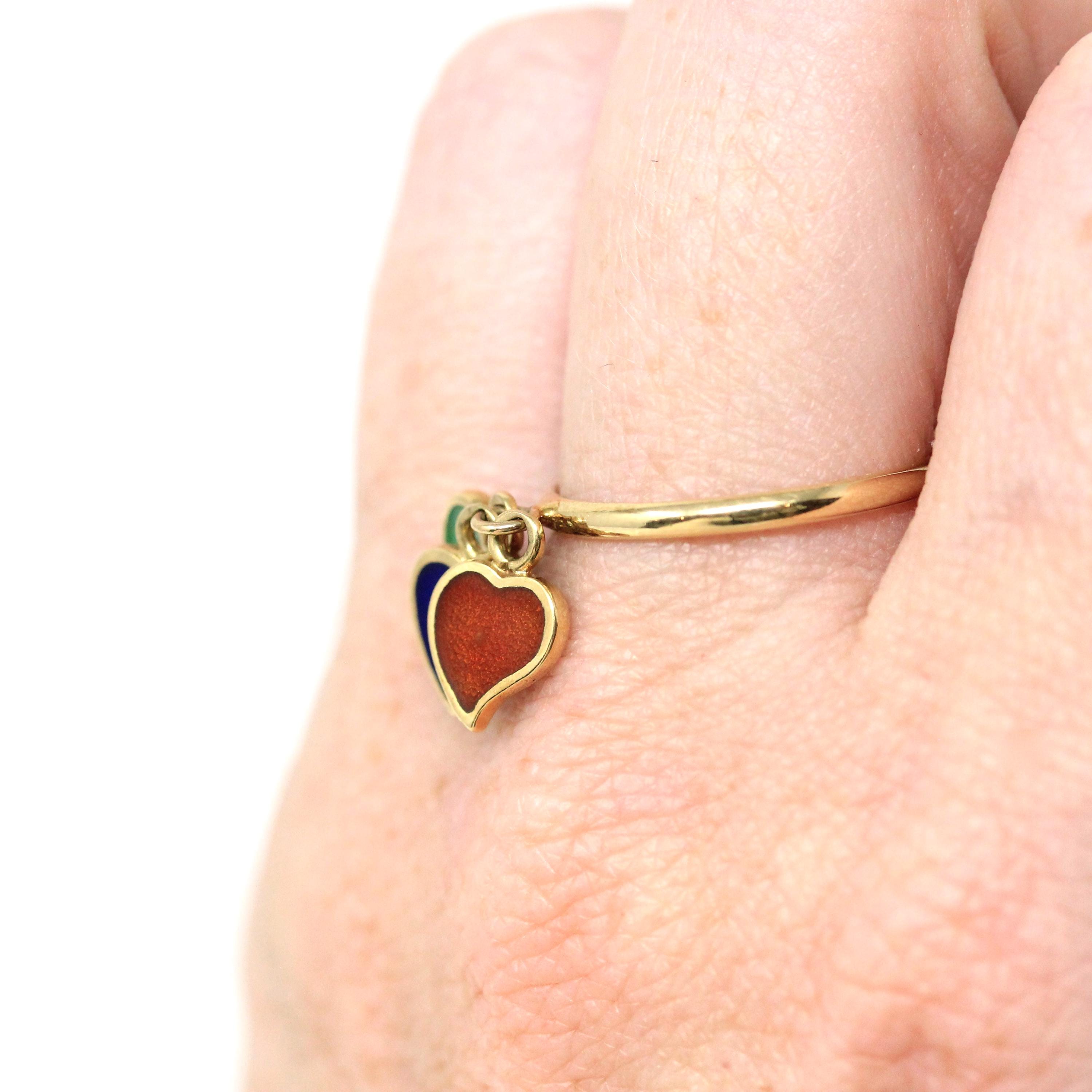 Guilloche Charm Ring - Modern Era 14k Yellow Gold Three Enamel Hearts Band - Circa 1980s Size 6 3/4 Green Blue Red Fine Fashion Jewelry