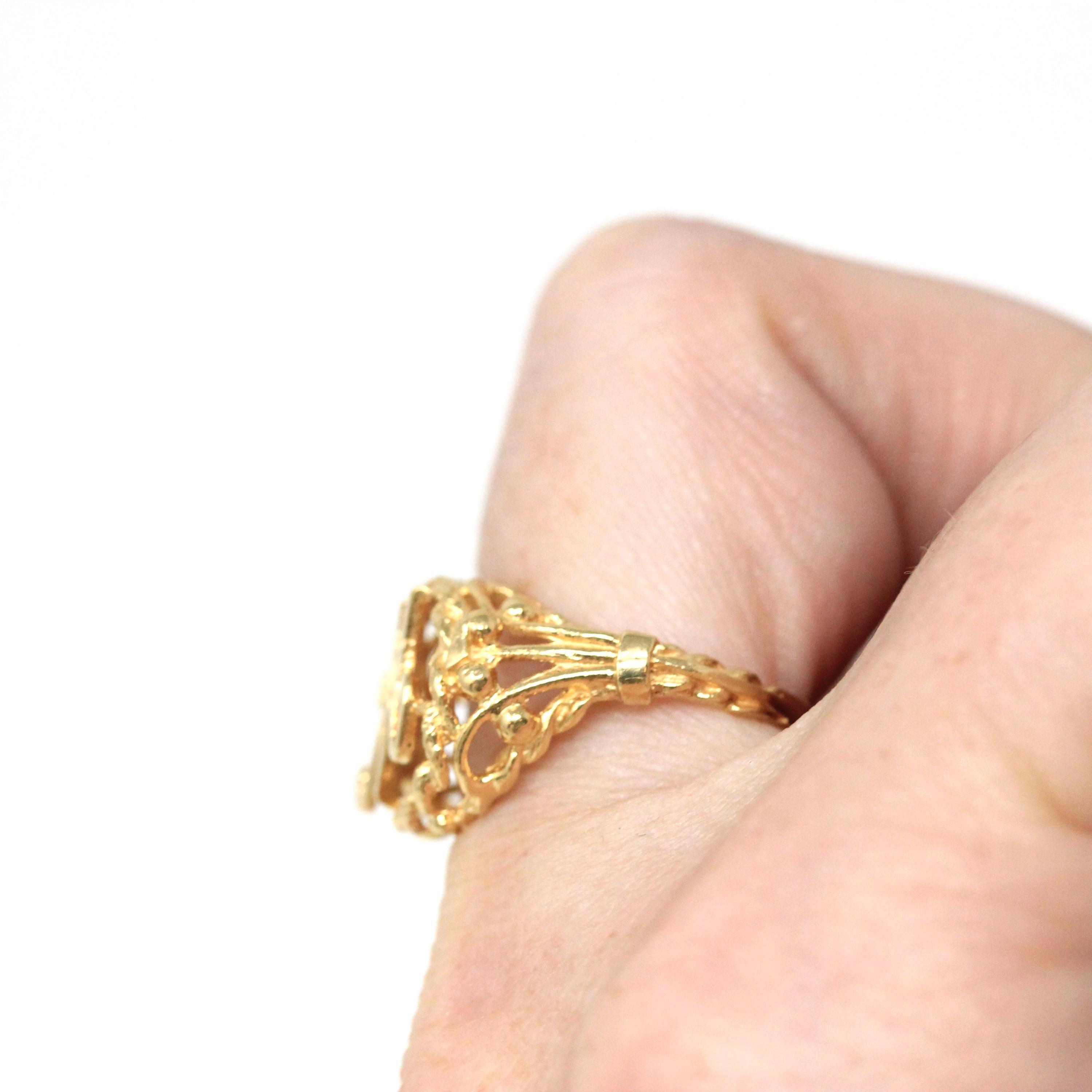 Letter "M" Ring - Estate 14k Yellow Gold Single Initial Twisted Rope Design - Vintage Circa 1990s Era Size 5 3/4 Statement 90s Fine Jewelry