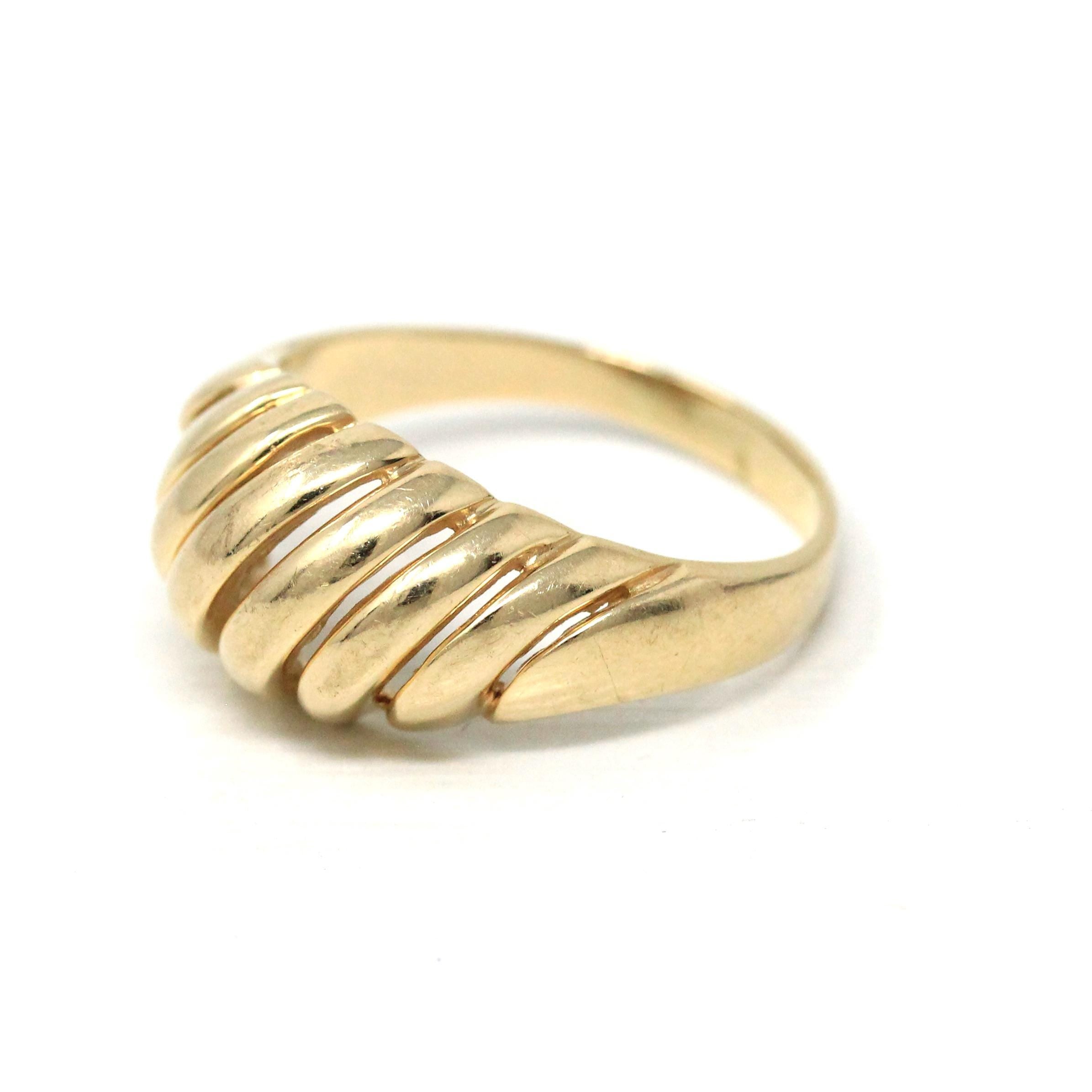 Estate Croissant Ring - Vintage 14k Yellow Gold Classic Polished Twisted Dome Style - Modern 1990s Size 9 Shrimp Unisex Fine 90s Jewelry