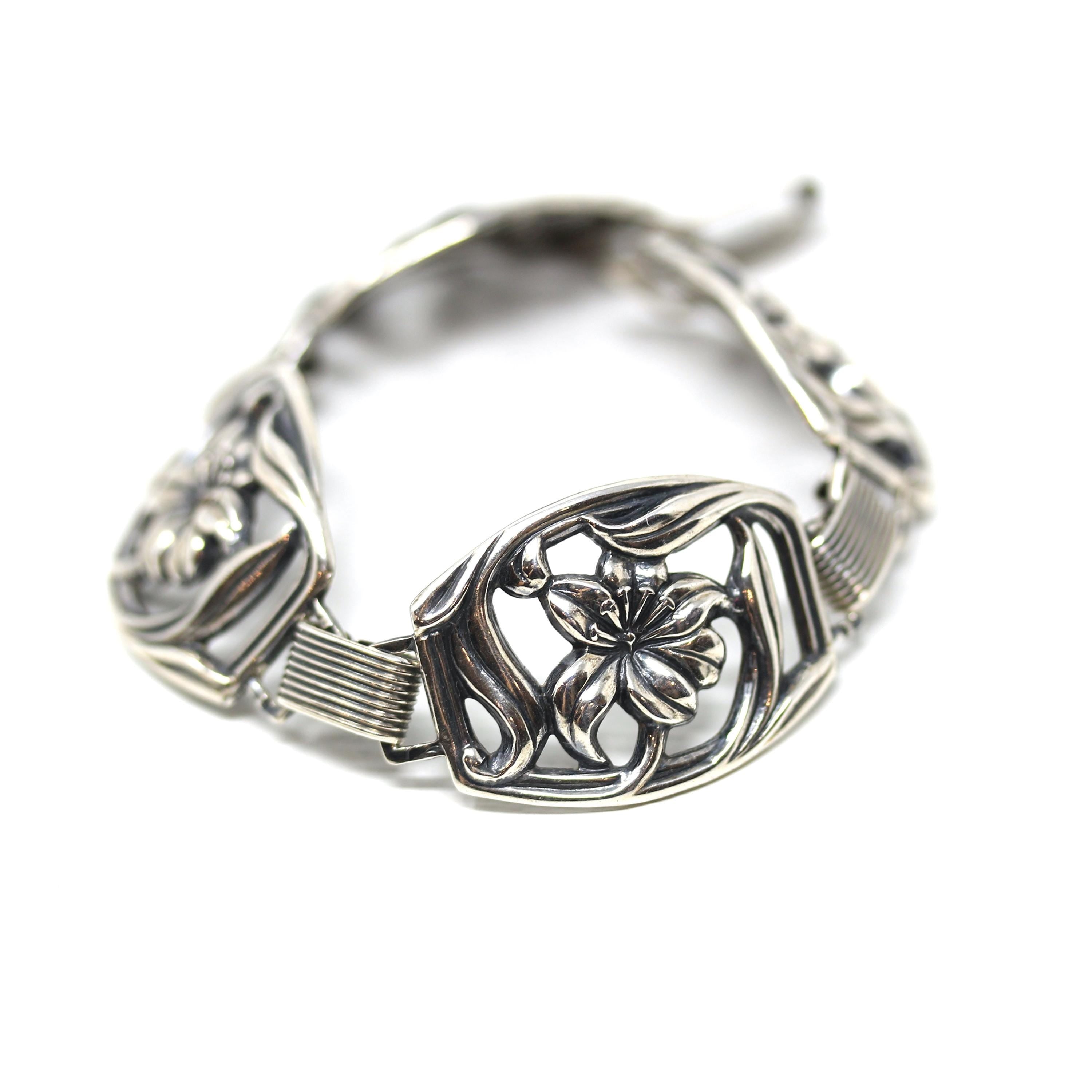 Vintage Flower Bracelet - Retro Sterling Silver Floral Panel Link Statement Chain - Circa 1940s Collectible Signed Danecraft Lily Jewelry