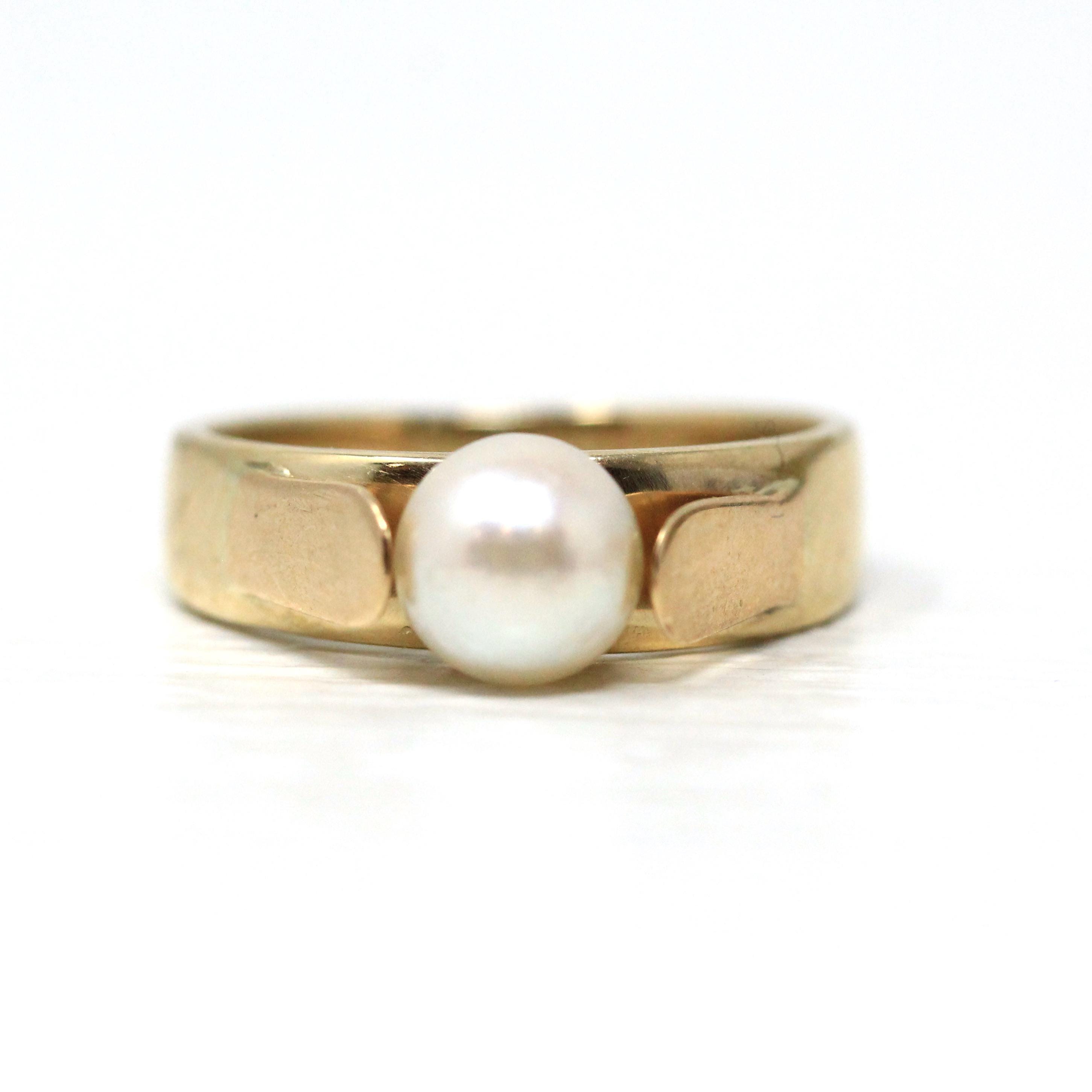 Retro Cultured Pearl Ring - Vintage 14k Yellow Gold Solitaire Style Gemstone - Circa 1970s Era Size 7 June Birthstone Fine Statement Jewelry
