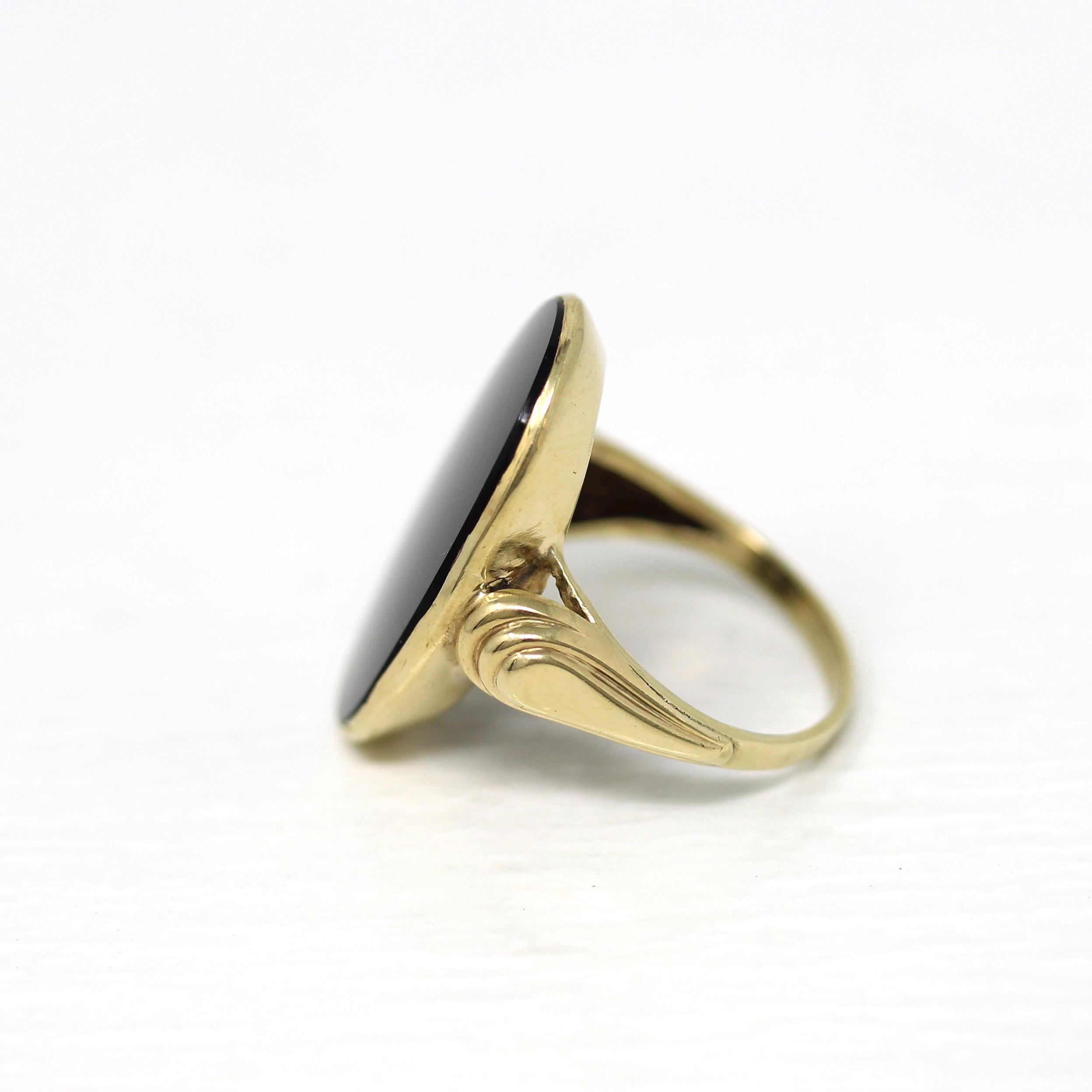 Vintage Onyx Ring - Retro 8k 333 Yellow Gold Oval Black Chalcedony Natural Gemstone - Circa 1970s Era Size 6 Statement Fine 70s Jewelry