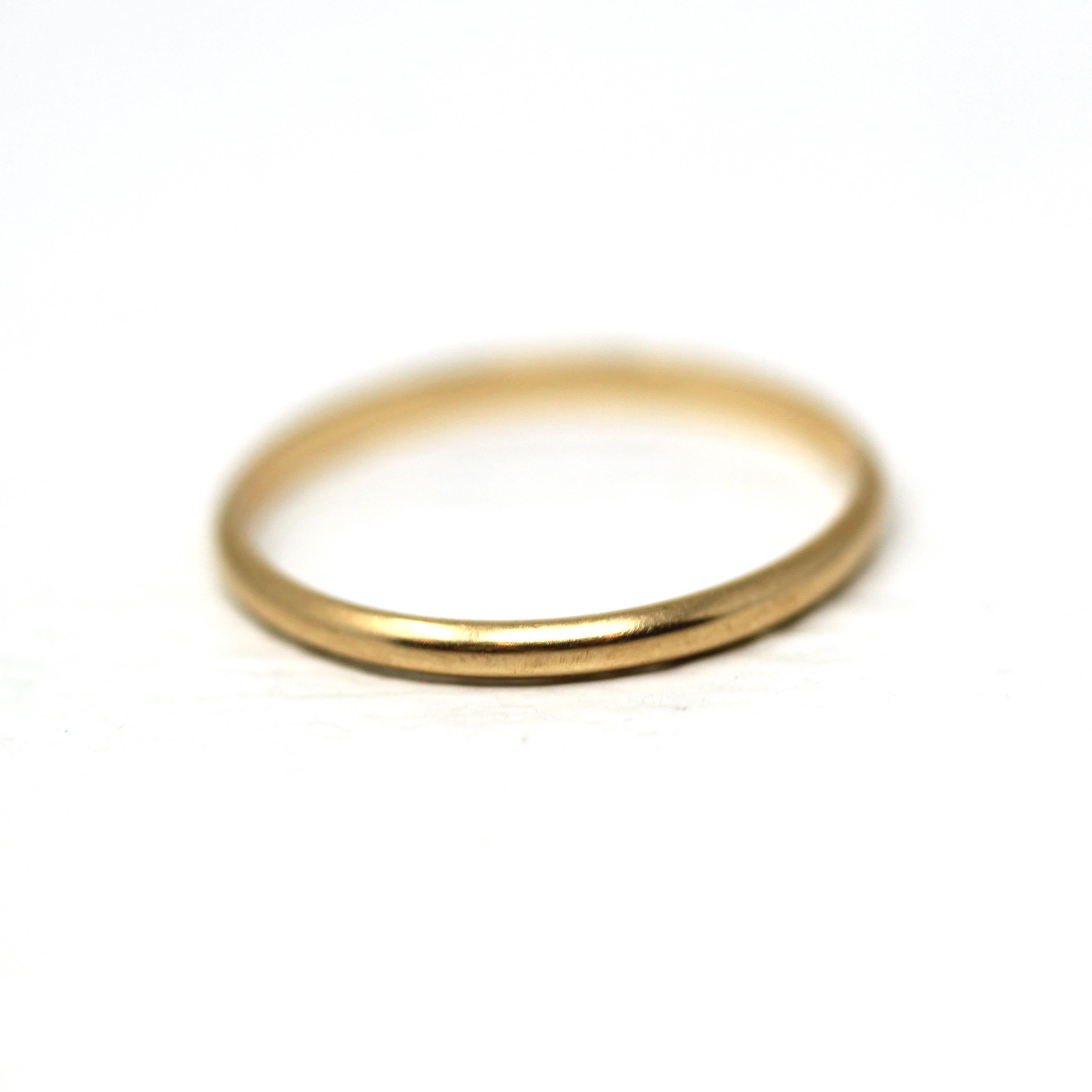 Modern Dainty Band - Minimalist 14k Yellow Gold Unadorned Plain Polished Ring- Circa 2000s Estate Size 6 1/2 Simple Stacking Fine Jewelry