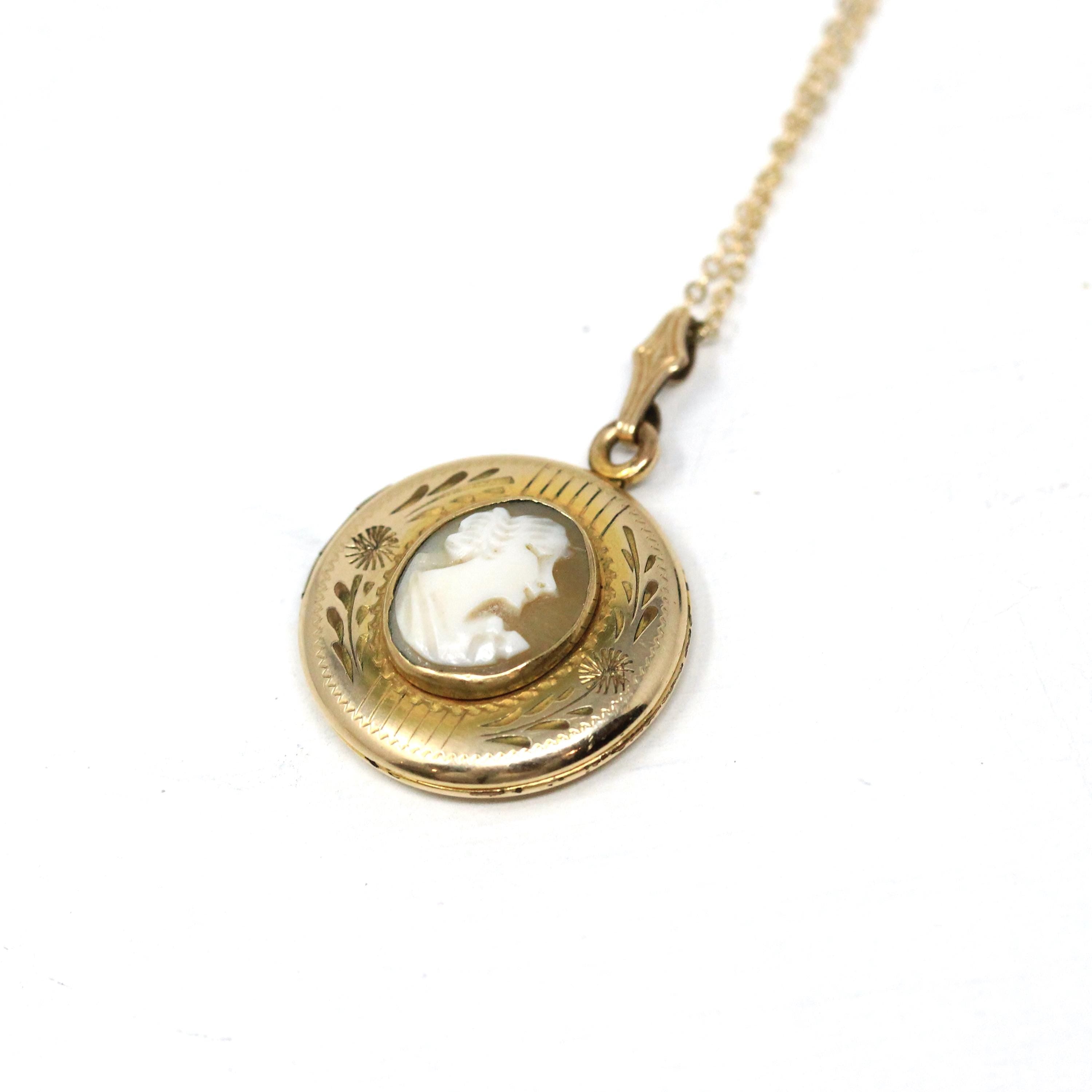 Vintage Cameo Locket - Retro 12k Gold Filled Flowers Leaves Pendant Necklace - Circa 1940s Era Photograph Statement Keepsake 40s Jewelry