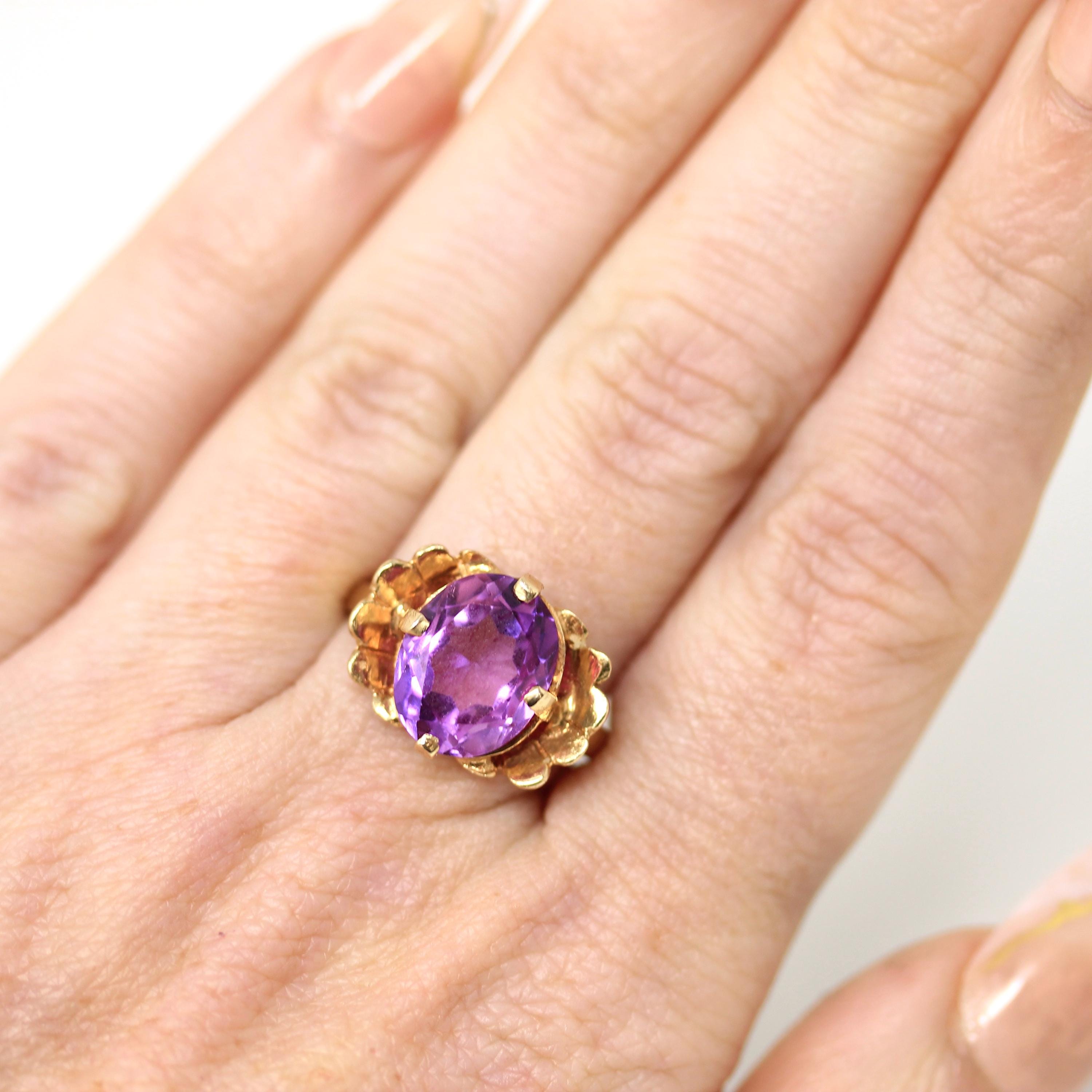 Created Sapphire Ring - Retro 10k Yellow Gold Oval Color Changing Gemstone - Circa 1940s Era Size 5 3/4 Solitaire Fine Statement Jewelry