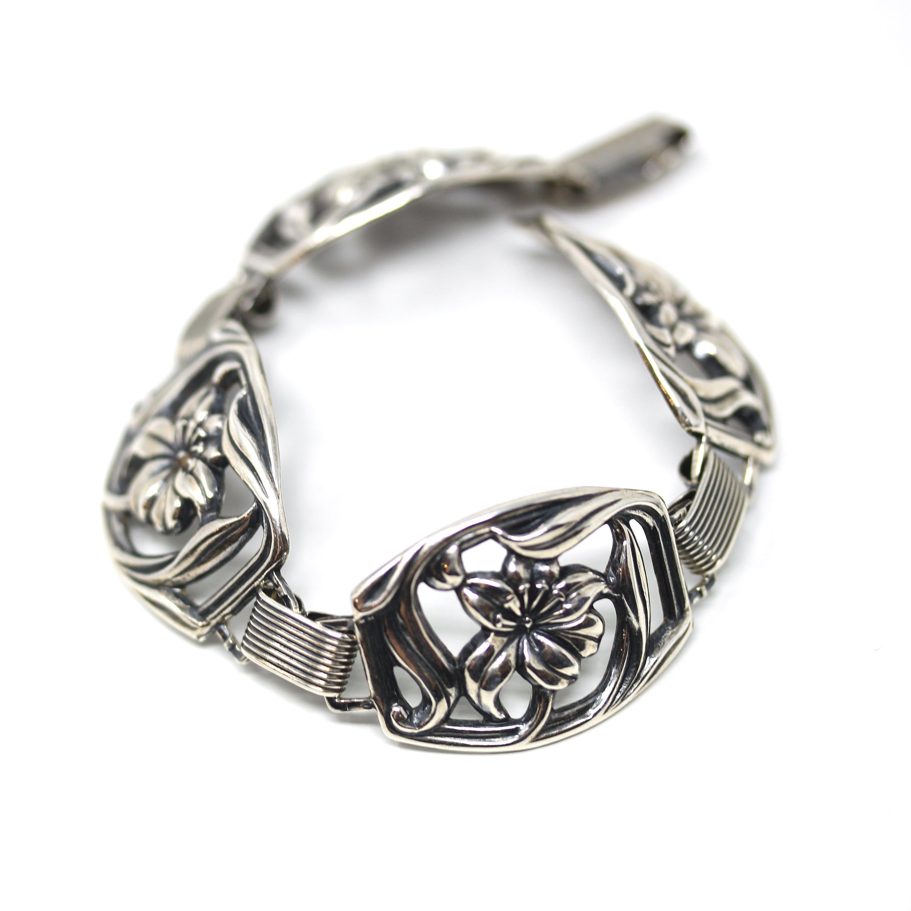 Vintage Flower Bracelet - Retro Sterling Silver Floral Panel Link Statement Chain - Circa 1940s Collectible Signed Danecraft Lily Jewelry