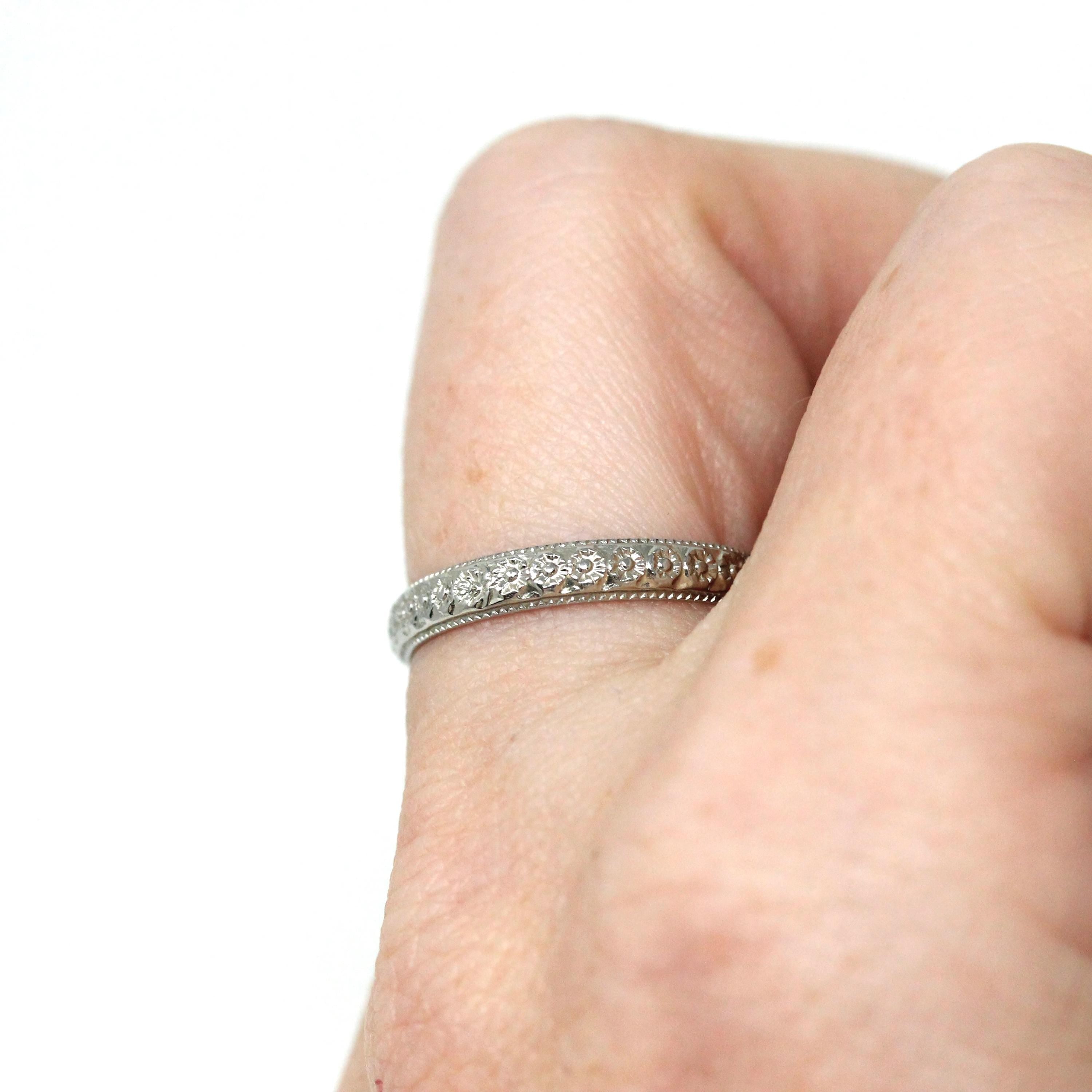Floral Wedding Band - Art Deco 18k White Gold Flower Eternity Ring - Vintage Circa 1930s Era Size 7 Bridal Unisex Engraved Fine 30s Jewelry