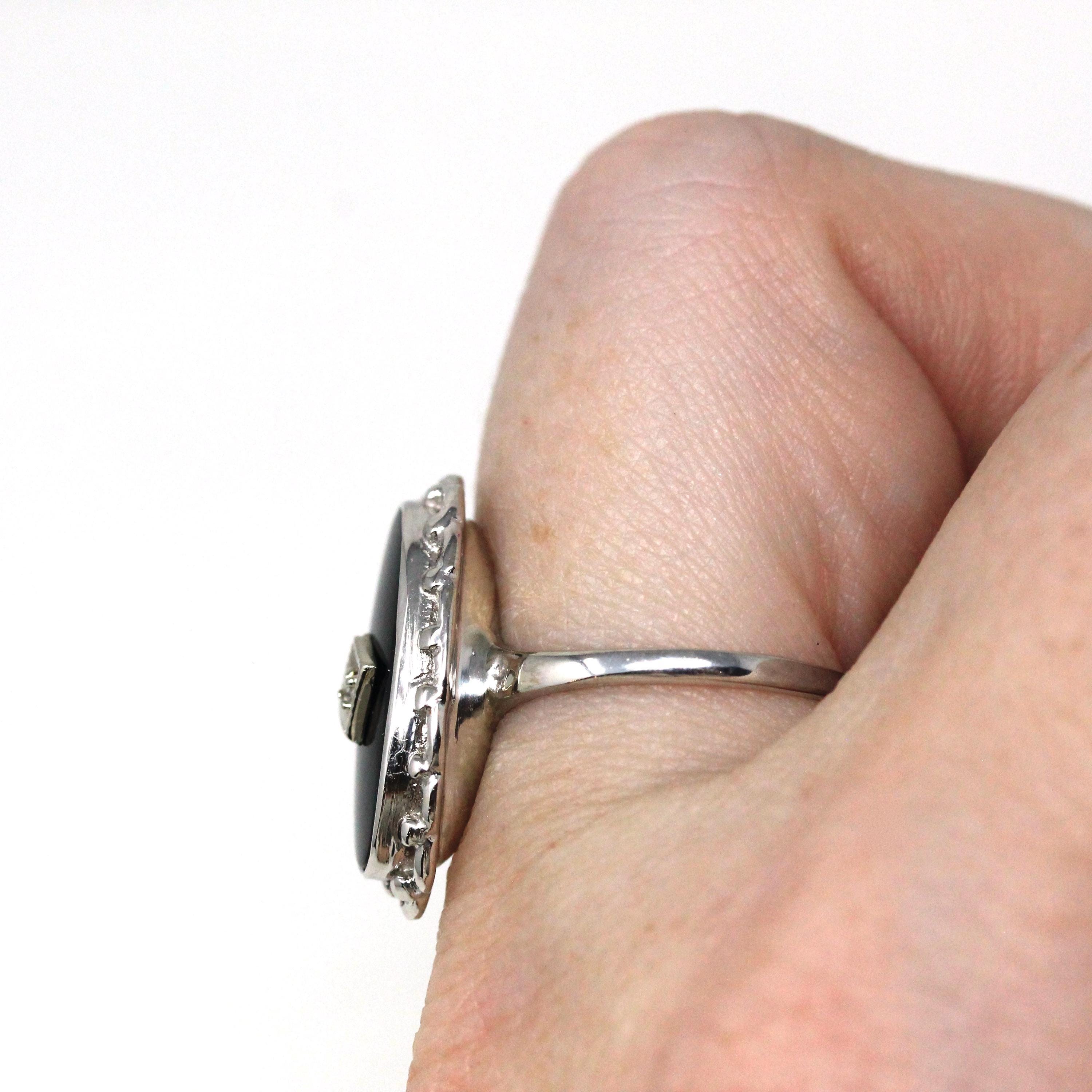 Vintage Onyx Ring - Retro 10k White Gold Natural Diamond Black Chalcedony Gem - Circa 1960s Era Size 6 3/4 Oval Scalloped Fine 60s Jewelry