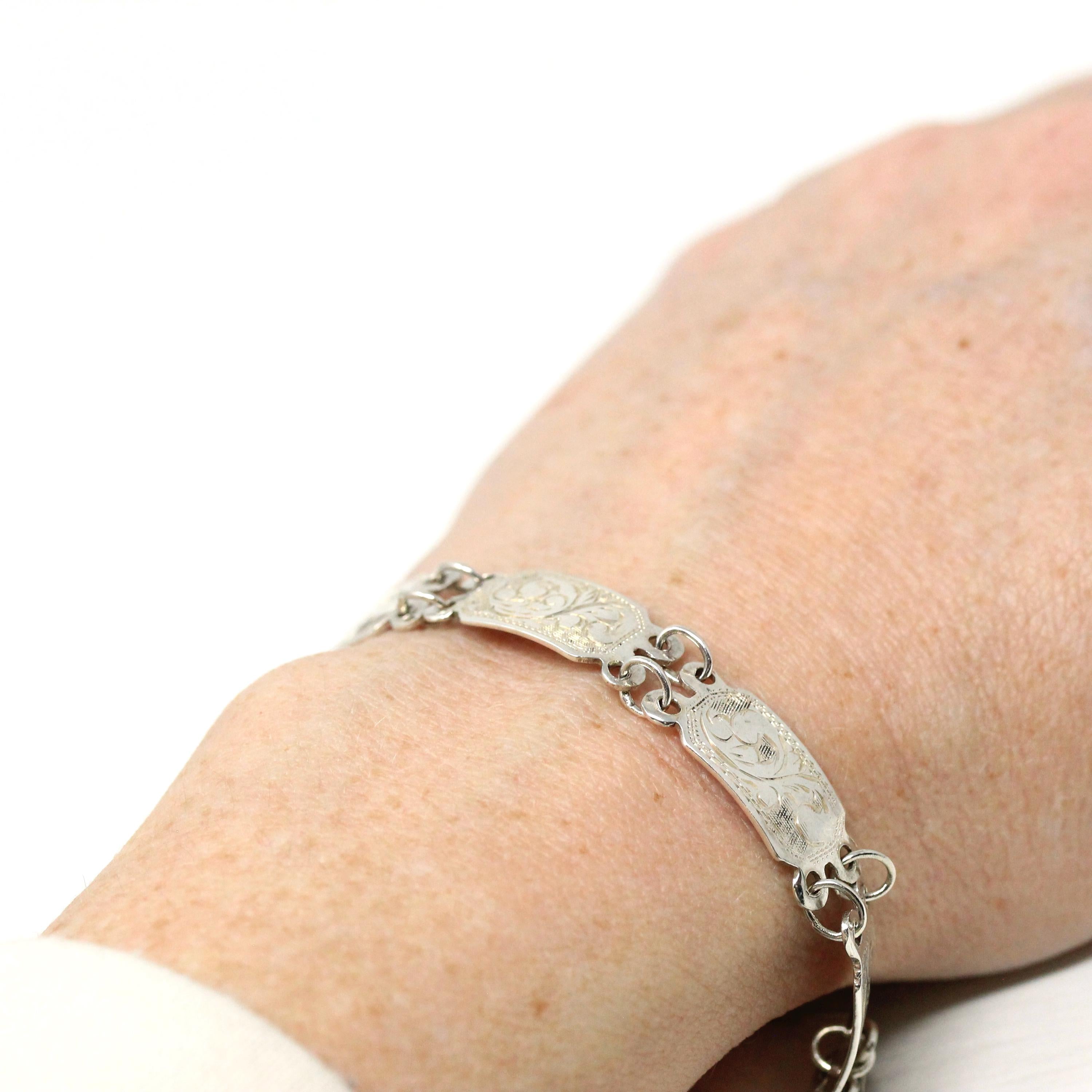 Vintage Siam Bracelet - Retro Sterling Silver Eight Decorative Panels Thailand Thai - Circa 1940s Era Paisley Fashion Accessory Jewelry