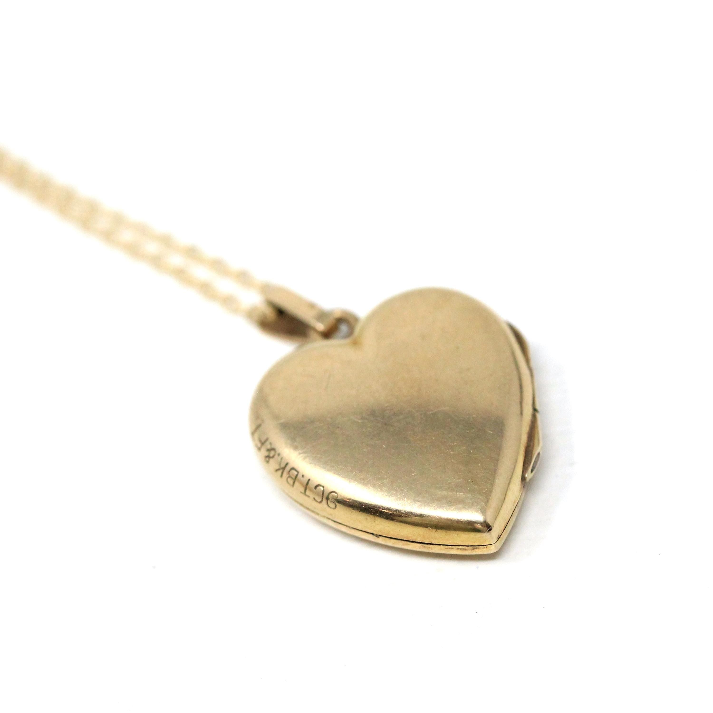 Vintage Heart Locket - Retro 9ct Yellow Gold Keepsake Pendant Necklace - Circa 1960s Era Engraved Designs Photograph Fine Flower Jewelry