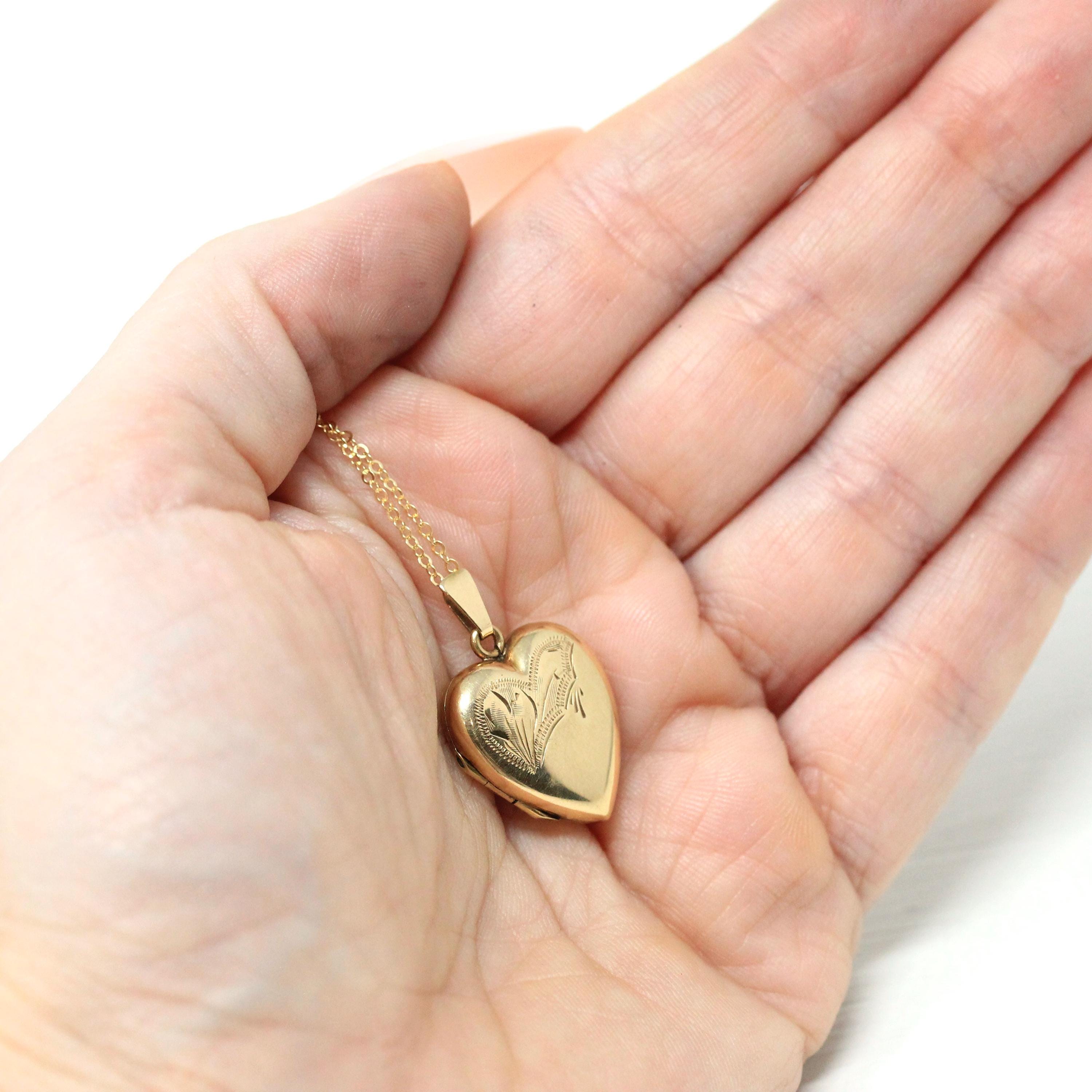 Vintage Heart Locket - Retro 9ct Yellow Gold Keepsake Pendant Necklace - Circa 1960s Era Engraved Designs Photograph Fine Flower Jewelry