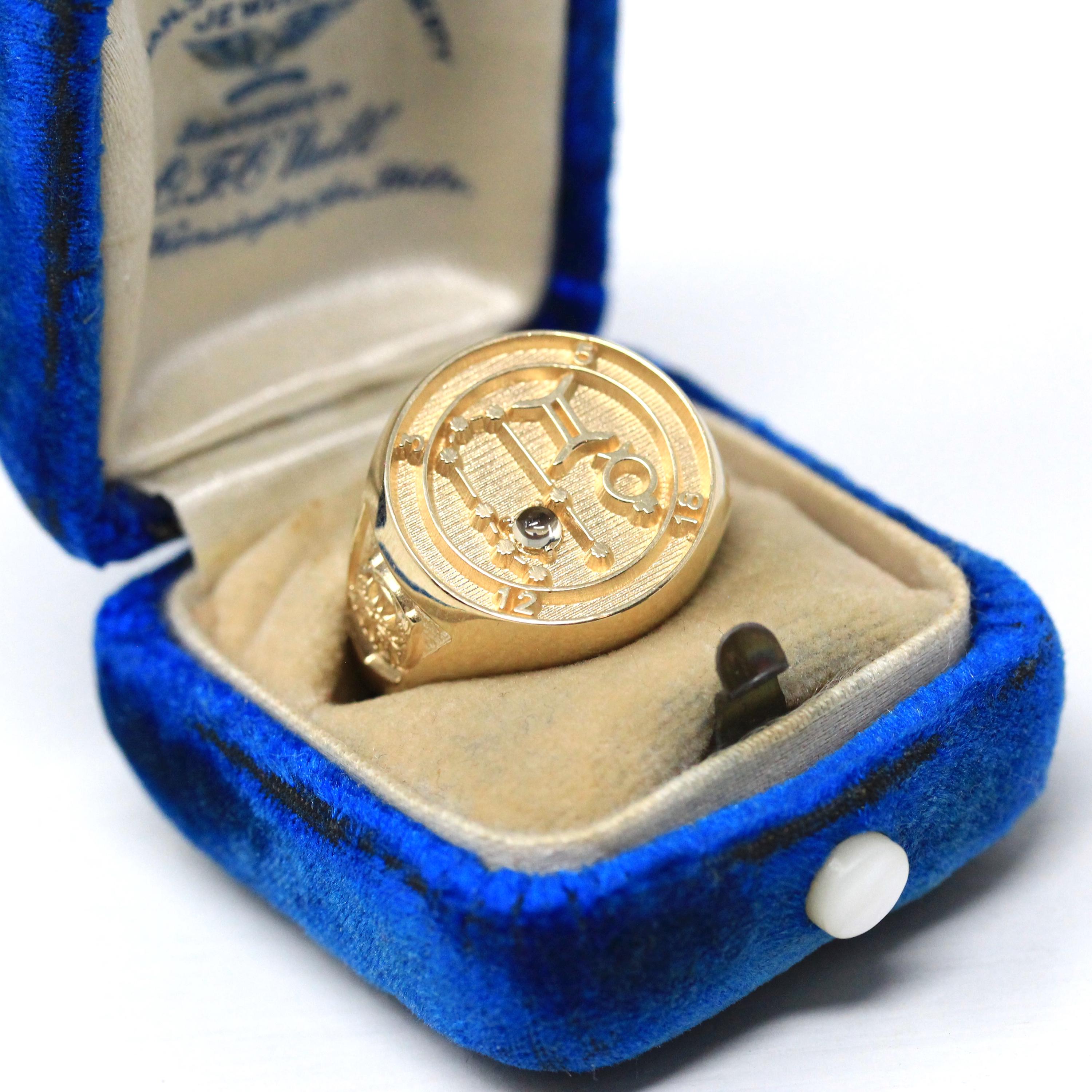 Vintage Gemini Ring - Retro Era 14k Yellow Gold Astrological Zodiac Gemstone Signet - Circa 1950s Size 9 Roberts Belk Fine Symbolic Jewelry