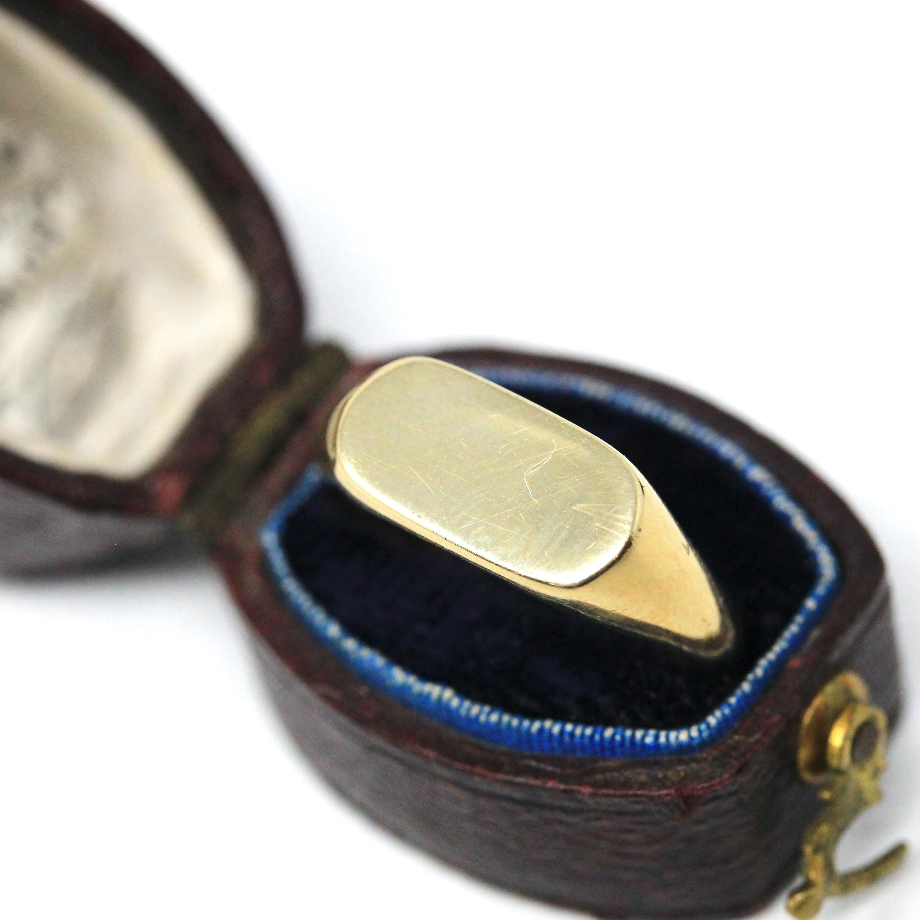 Blank Signet Ring - Estate 10k Yellow Gold Square Oval East West Personalize Engrave - Modern Circa 2000's Size 6 1/2 Initials Fine Jewelry