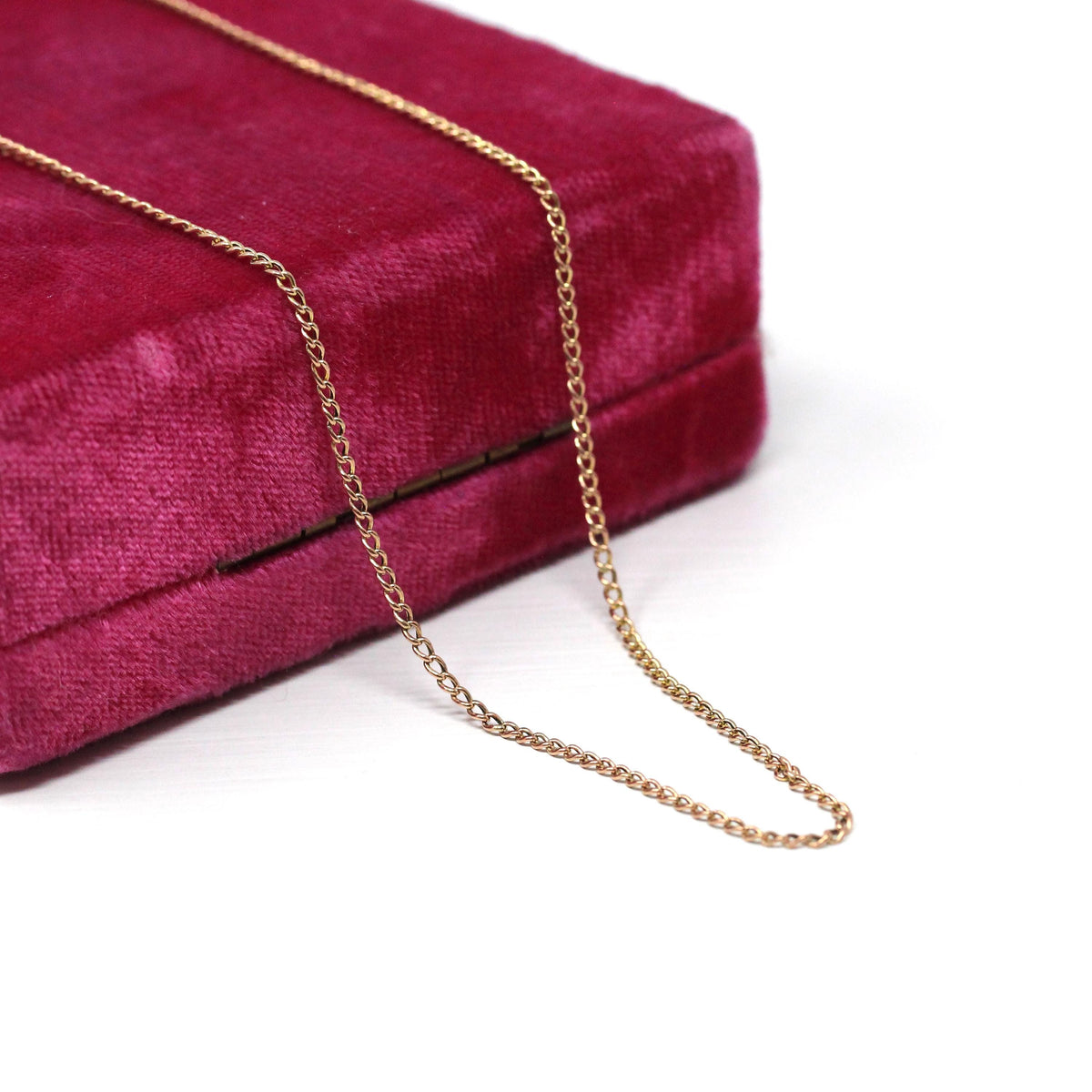 Retro Cable Chain - Vintage 9k Solid Yellow Gold 17 Inch Plain Links Stacking Necklace - Circa 1960s Era Spring Ring Clasp Fine Jewelry